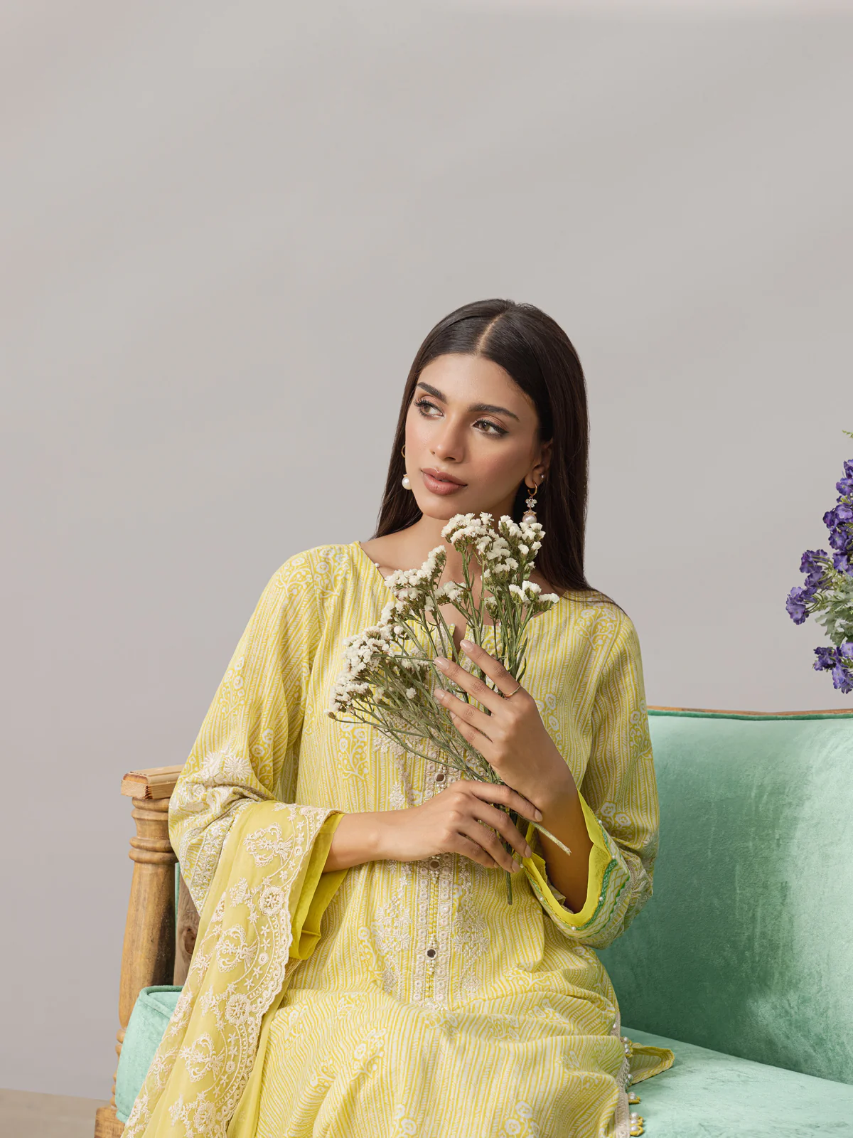 Unstitched Embroidered Lawn Shirt Dupatta - EWU22V1-26510SD - Image 6