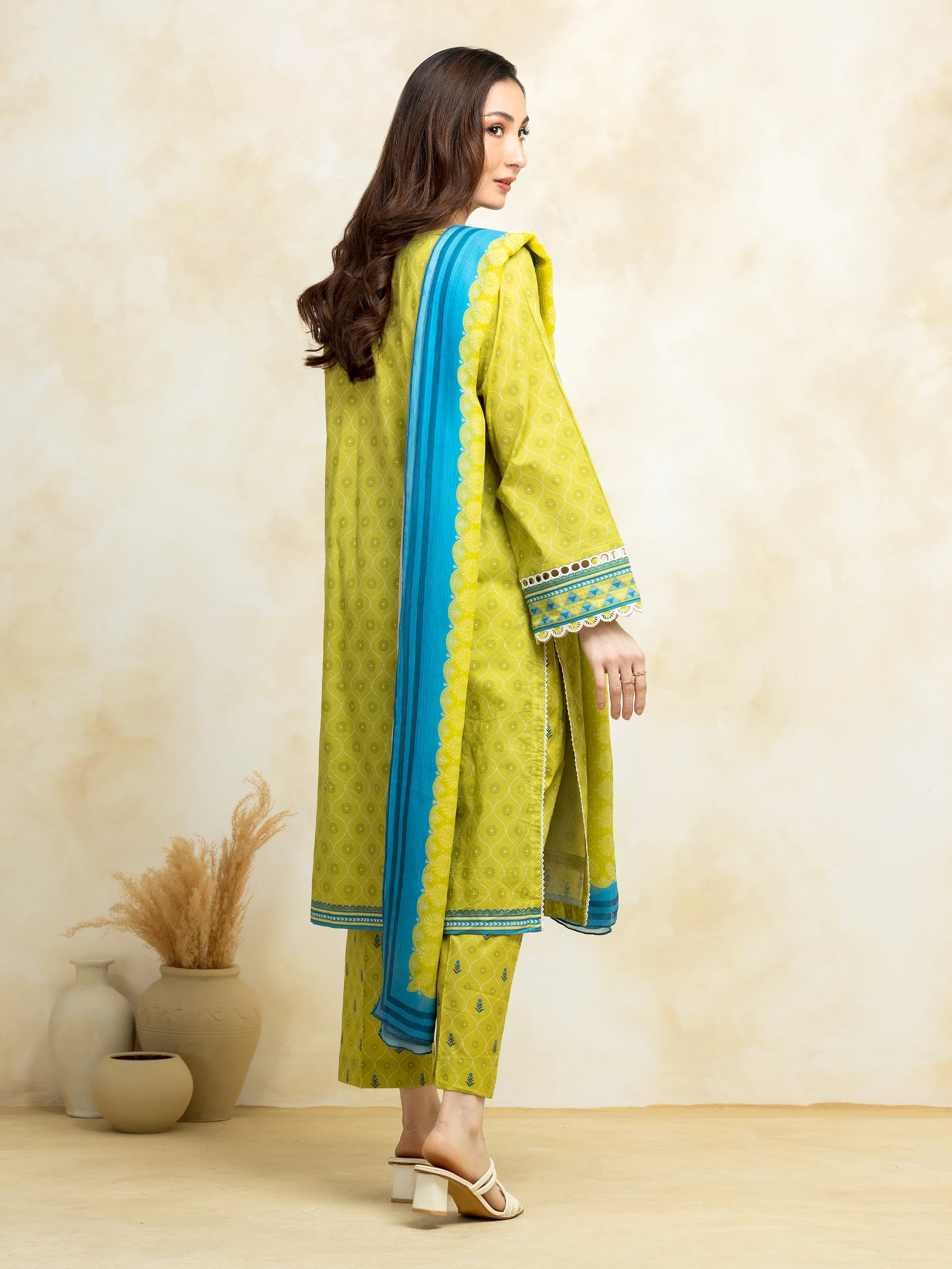Unstitched Embroidered Lawn Suit - EWU5V1-31321-3P - Image 2
