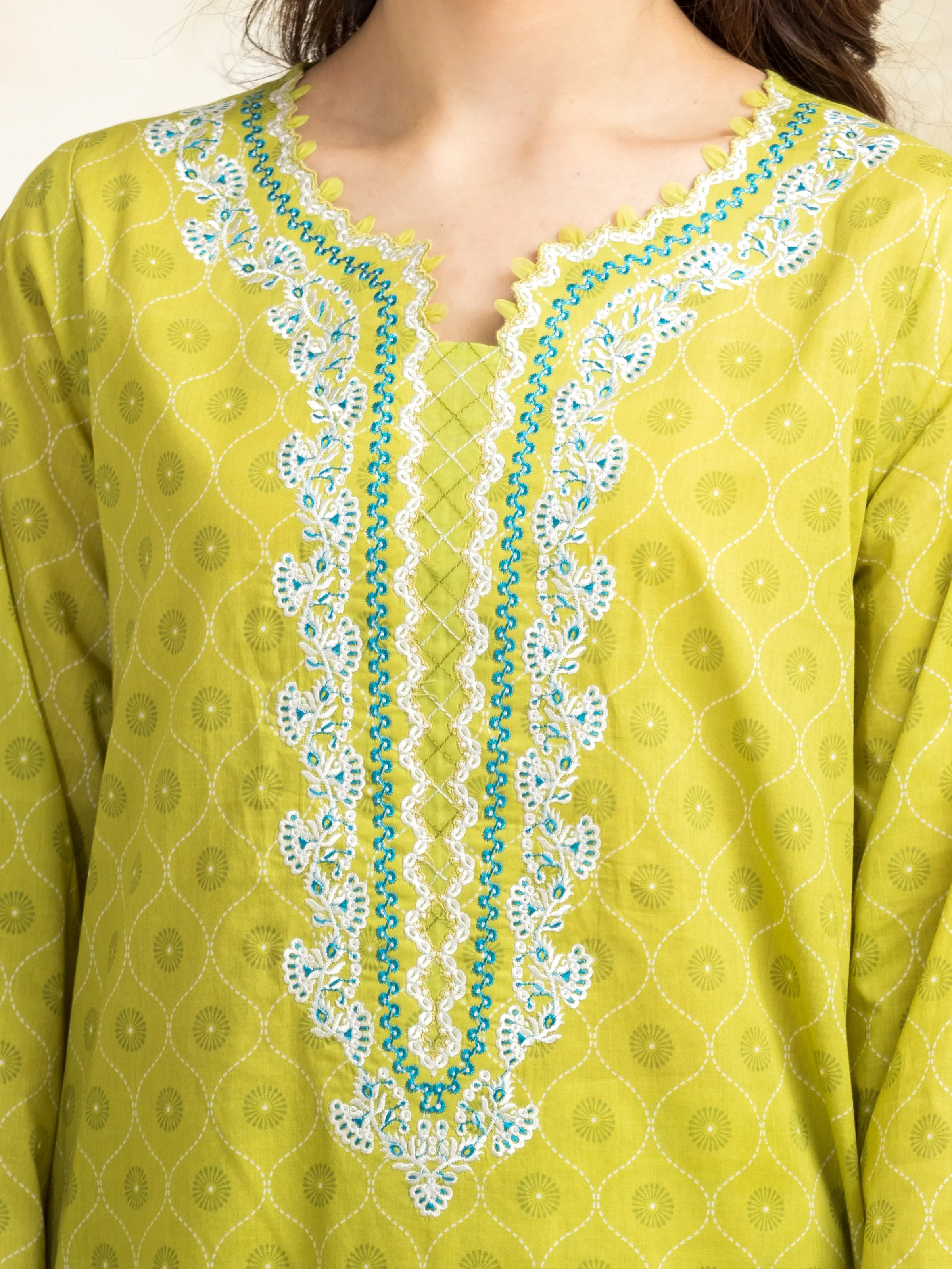 Unstitched Embroidered Lawn Suit - EWU5V1-31321-3P - Image 4