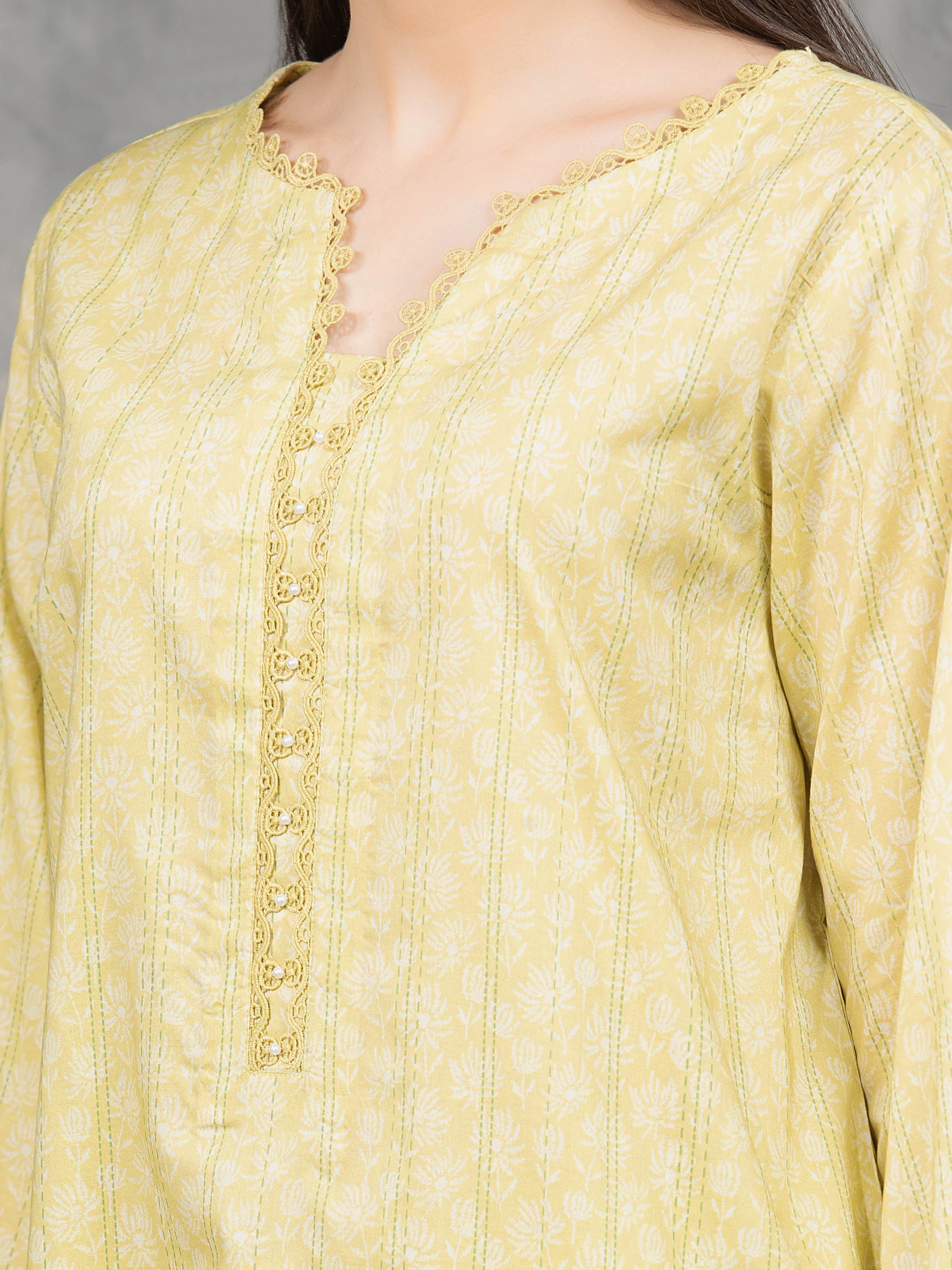 Unstitched Printed Cambric Suit - EWU5A2-35811-3P - Image 3