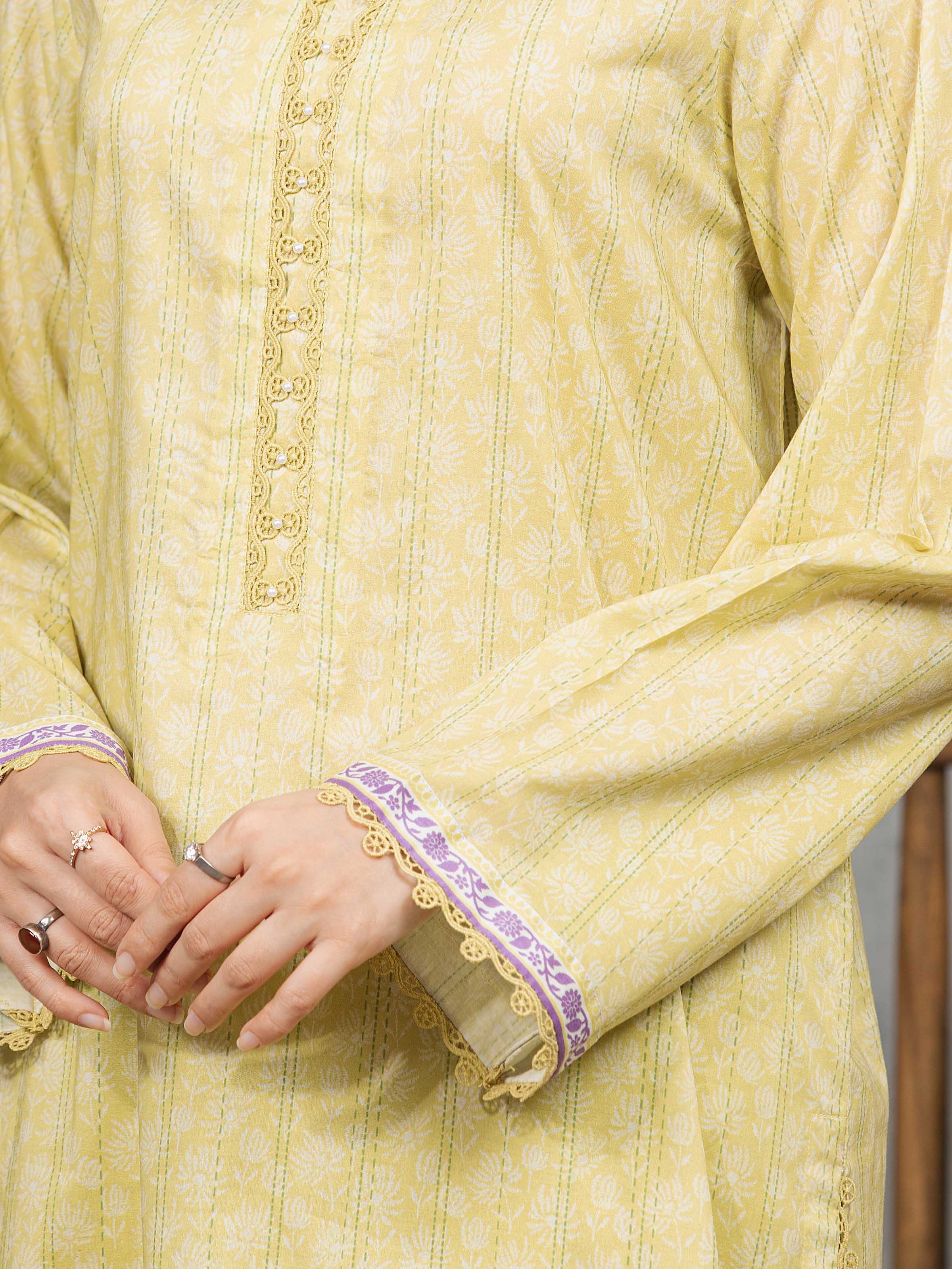 Unstitched Printed Cambric Suit - EWU5A2-35811-3P - Image 4