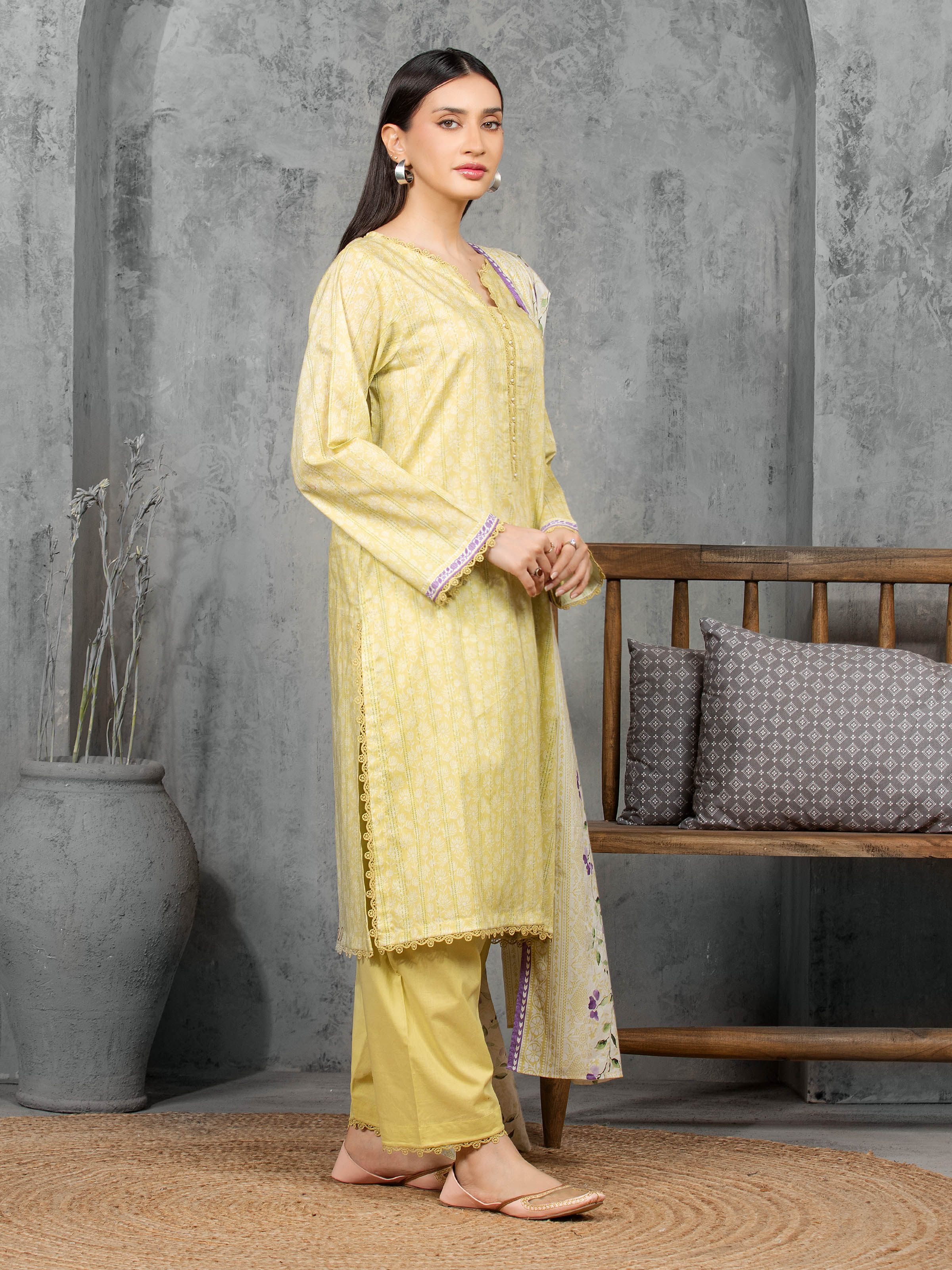 Unstitched Printed Cambric Suit - EWU5A2-35811-3P - Image 5