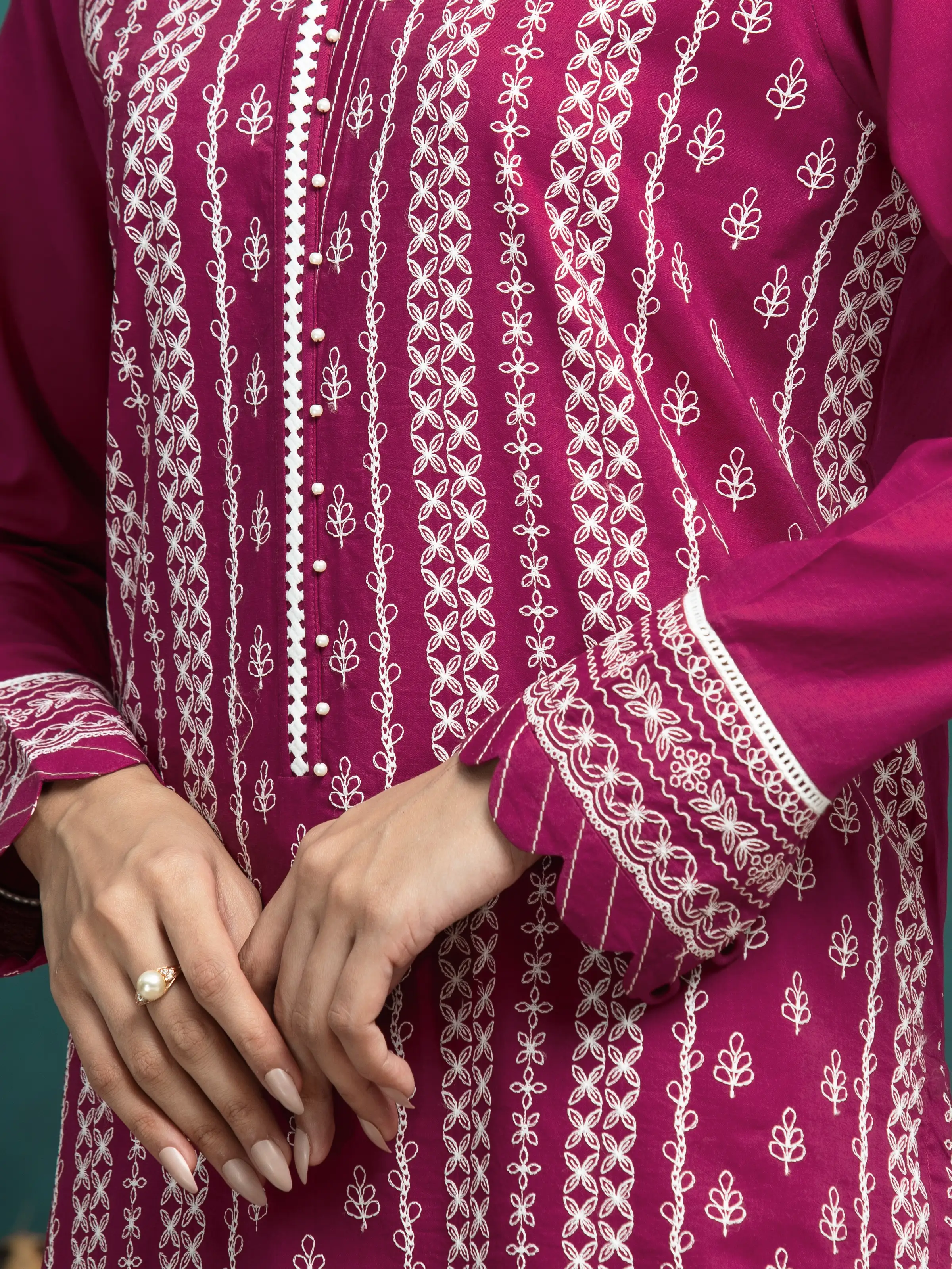 Unstitched Embroidered Cambric Suit - EWU5V2-31017-3P - Image 4