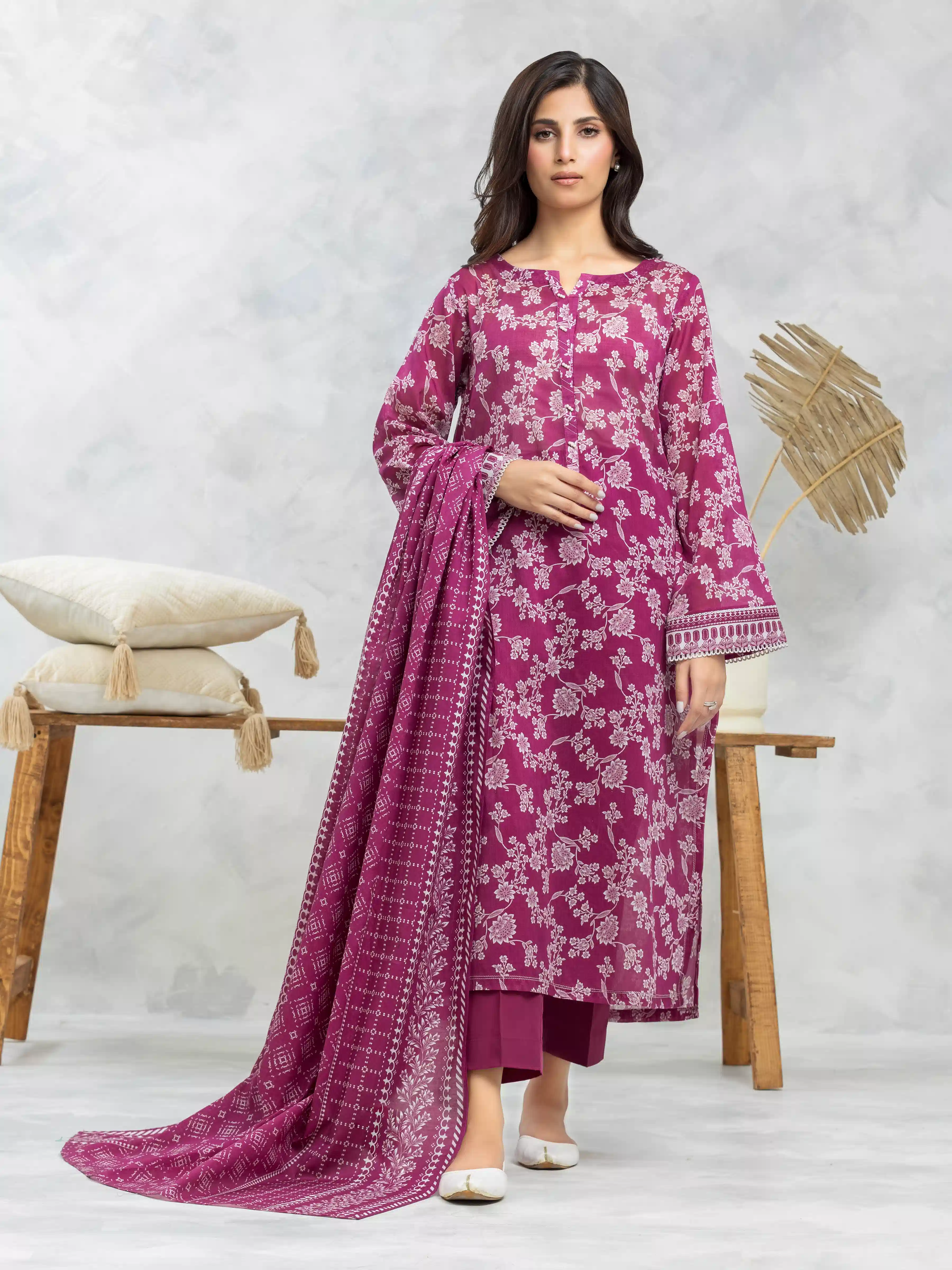 Unstitched Printed Viscose Suit - EWU24A4-29141-3P