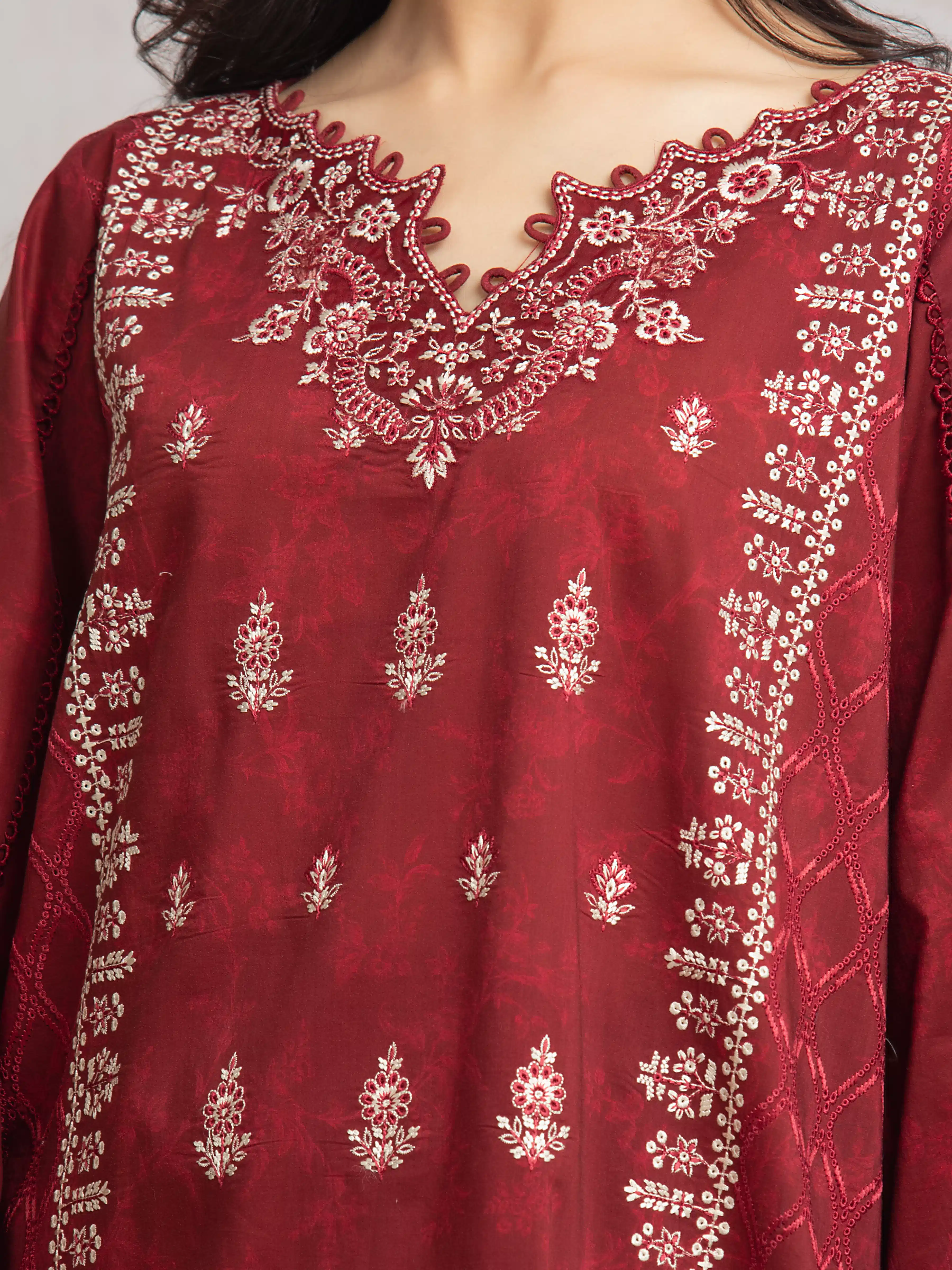 Unstitched Embroidered Cambric Suit - EWU24V2-30040-3P - Image 3