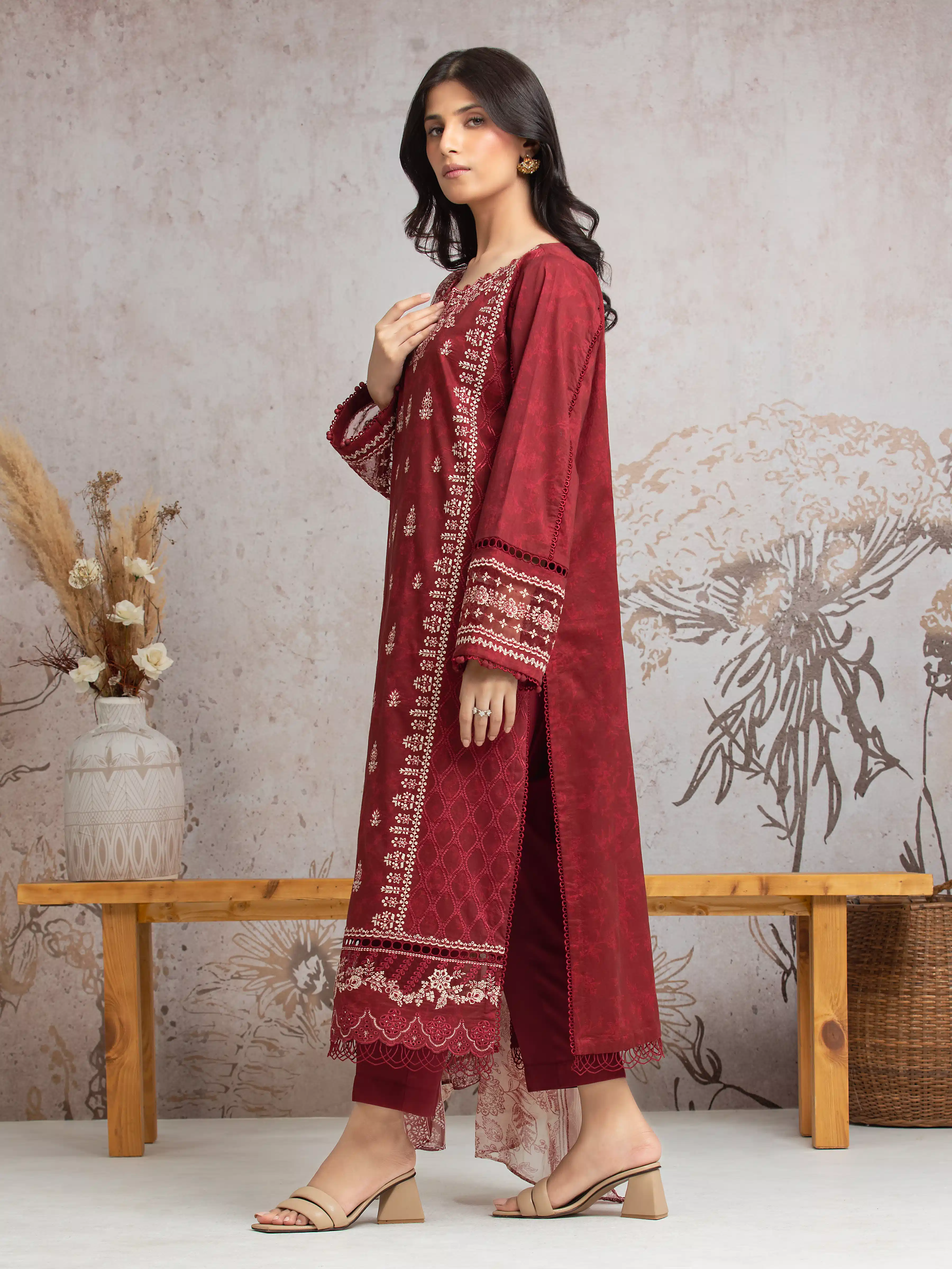 Unstitched Embroidered Cambric Suit - EWU24V2-30040-3P - Image 5