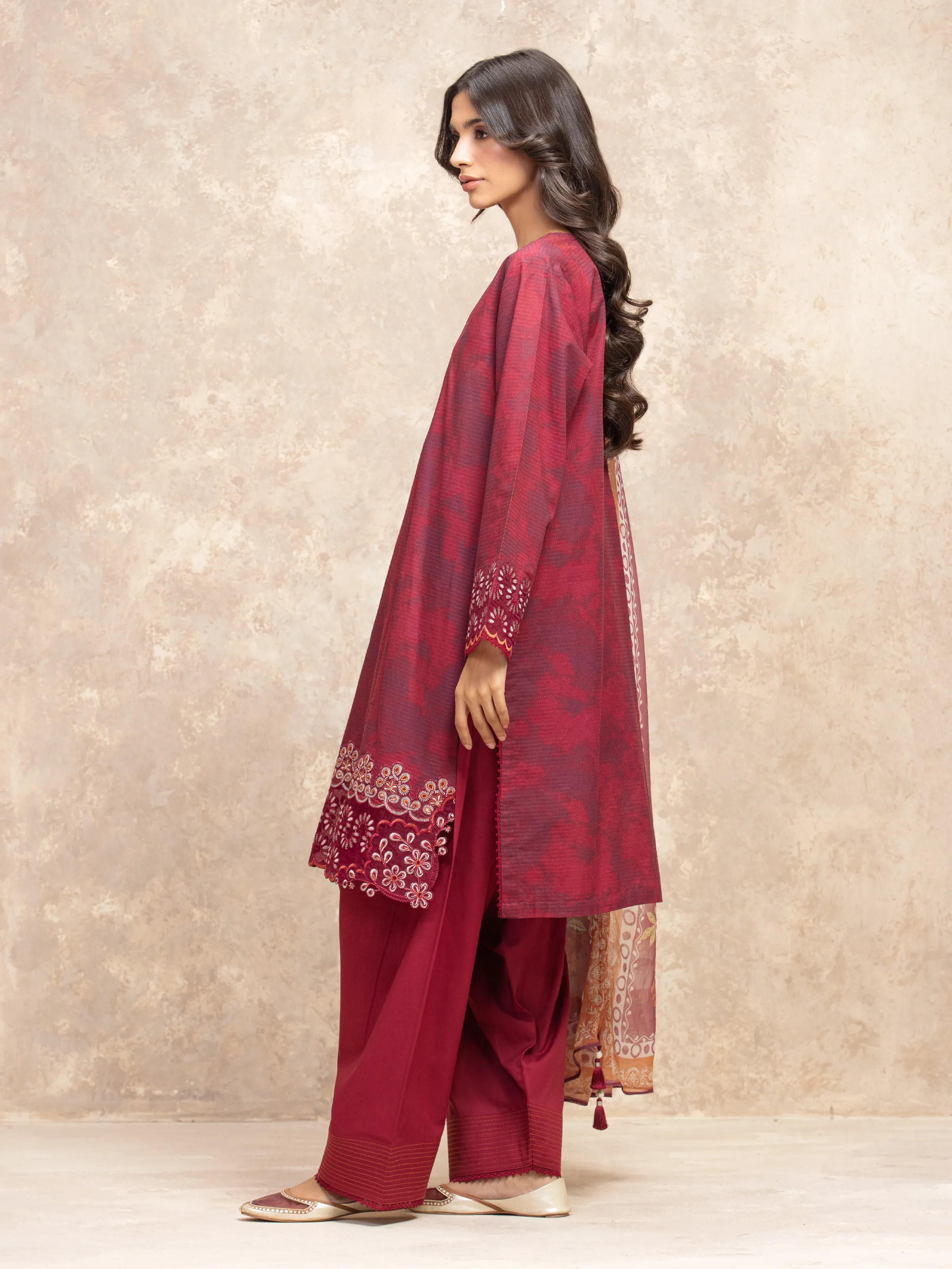 Unstitched Embroidered Lawn Suit - EWU5V1-31904-3P - Image 5