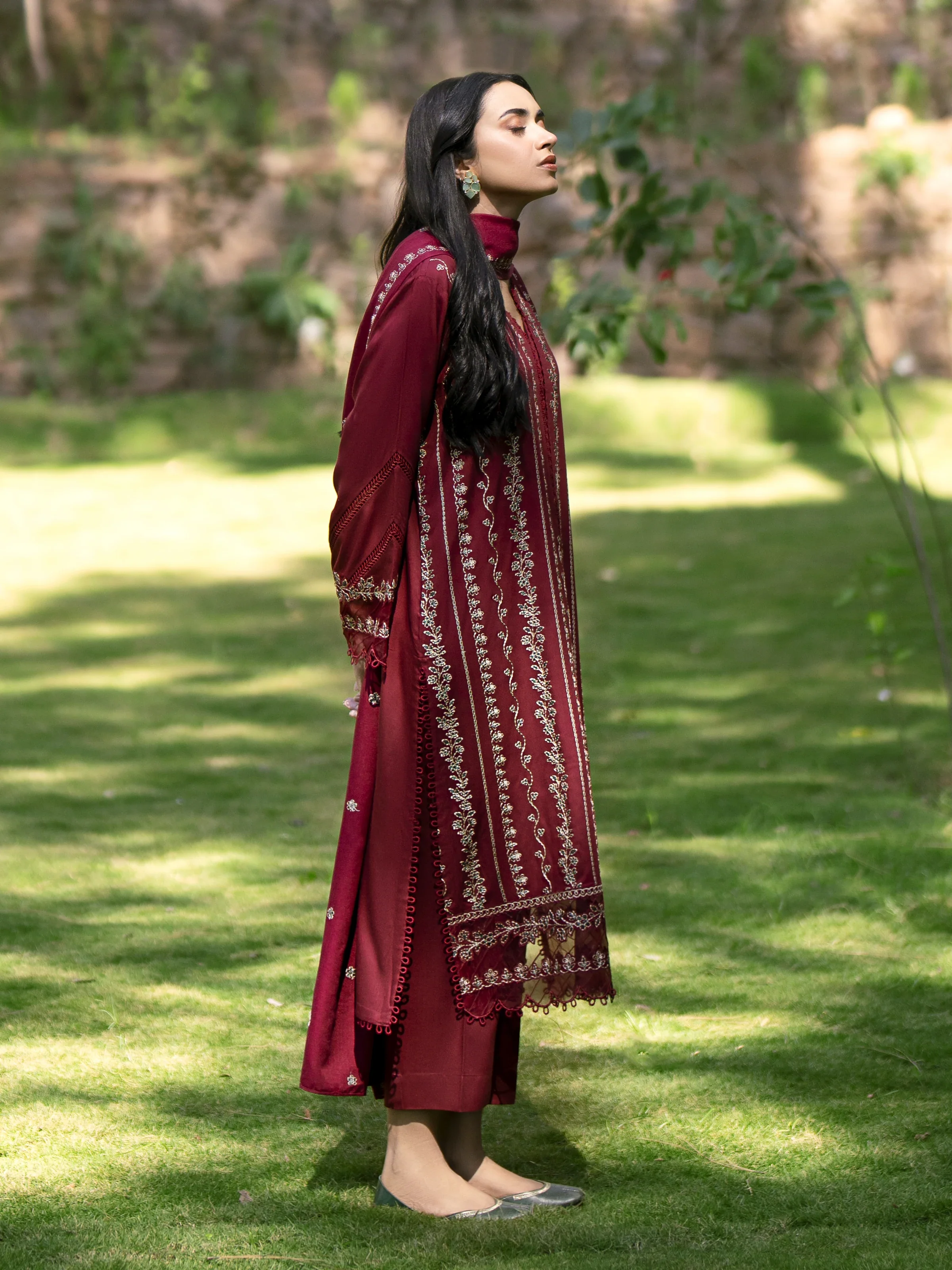Unstitched Embroidered Marina Twill Suit - EWU24V14-30204-3P - Image 2