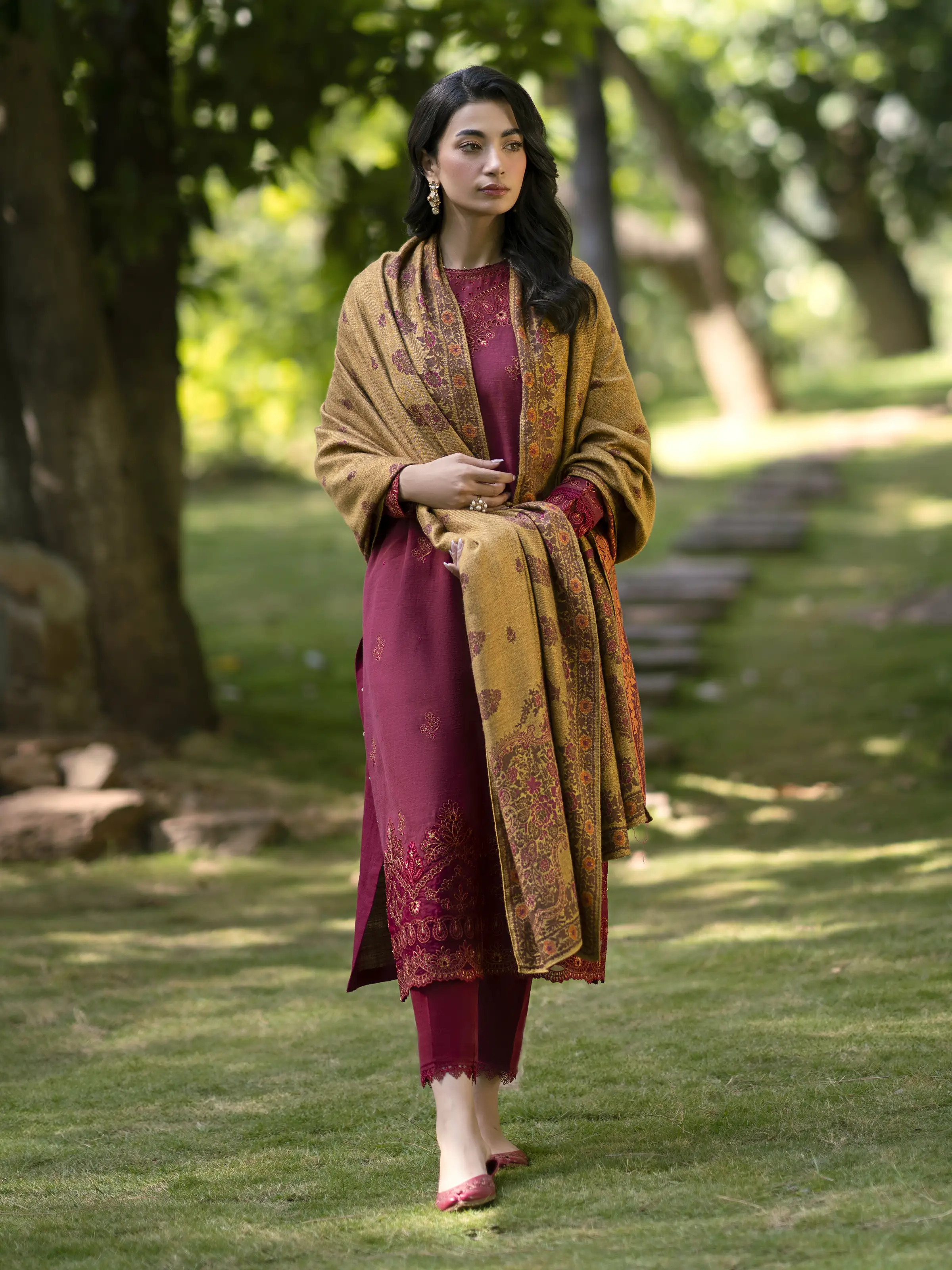 Unstitched Embroidered Marina Twill Suit - EWU24V14-30213-3P - Image 8