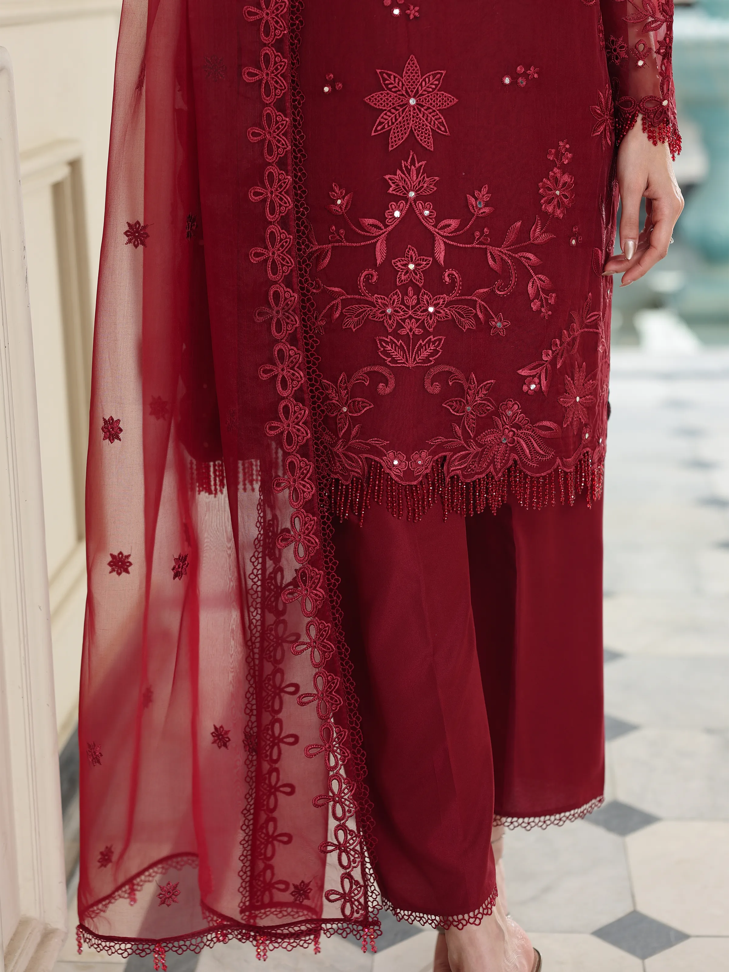 Unstitched Embroidered Organza Suit - EWU5V4-31265-3P - Image 3