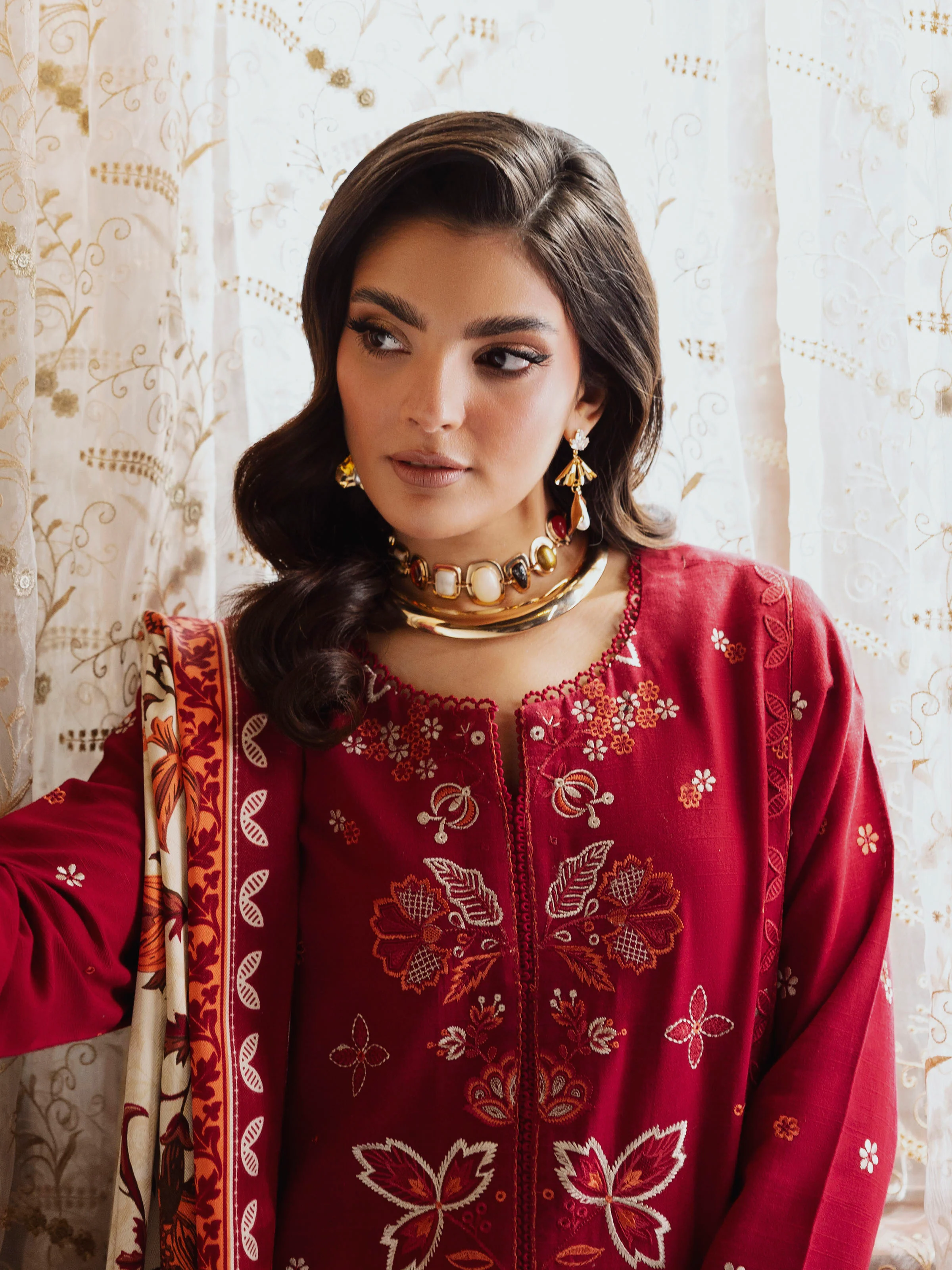 Unstitched Embroidered Khaddar Suit - EWU5V11-32011-3P - Image 4