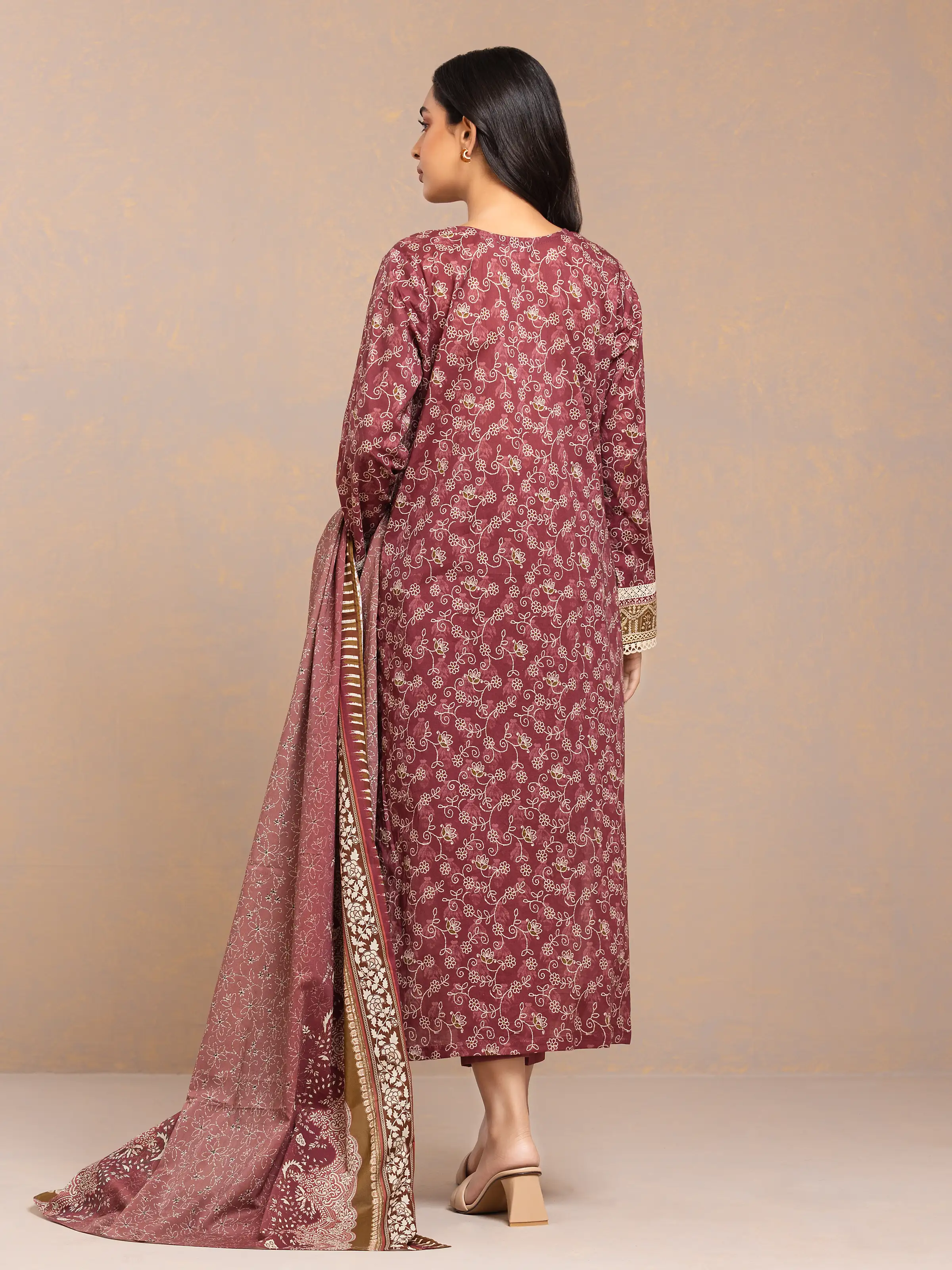 Unstitched Printed Cambric Suit - EWU24A2-29508-3P - Image 3