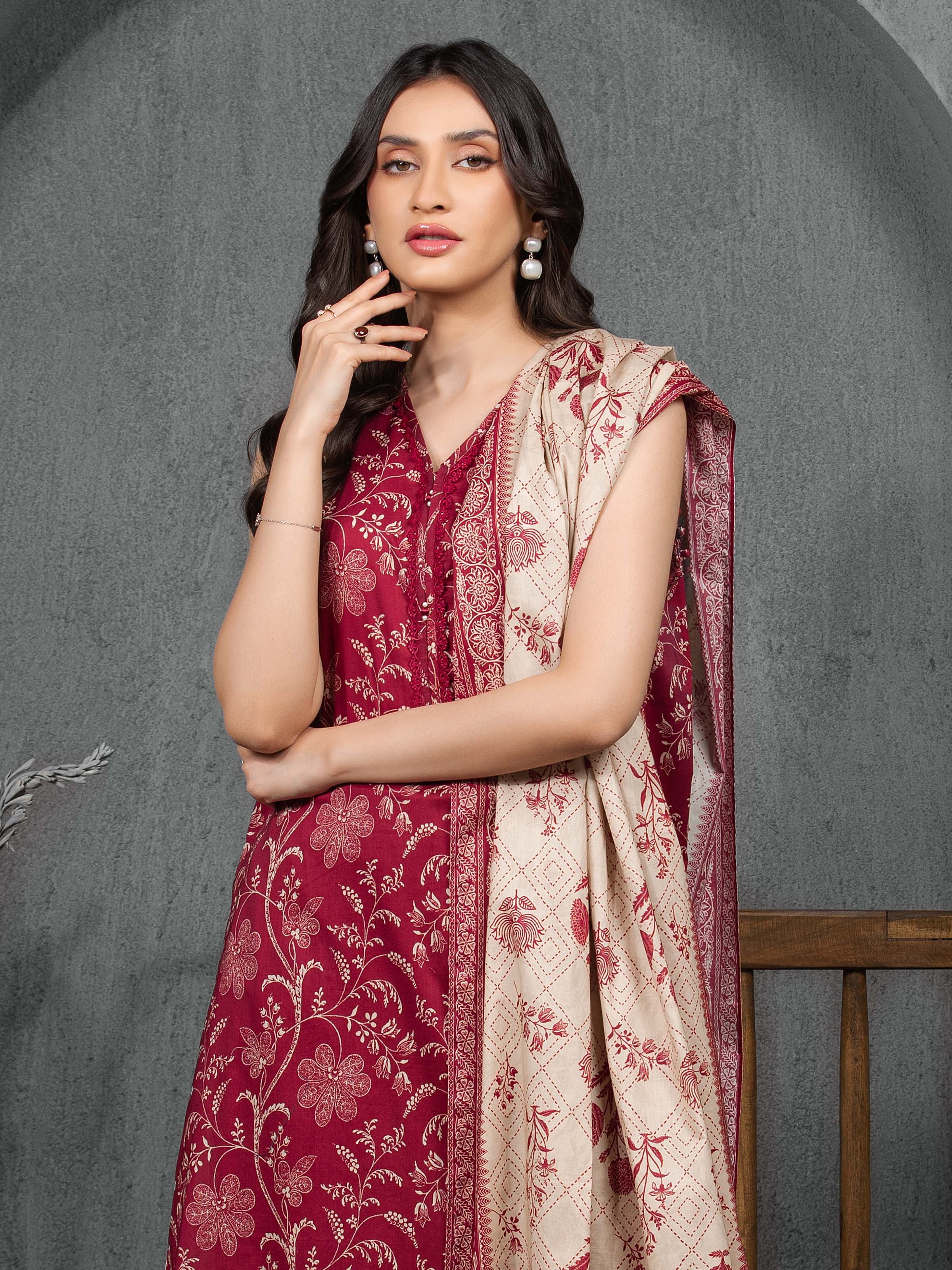 Unstitched Printed Cambric Suit - EWU5A2-35815-3P - Image 2