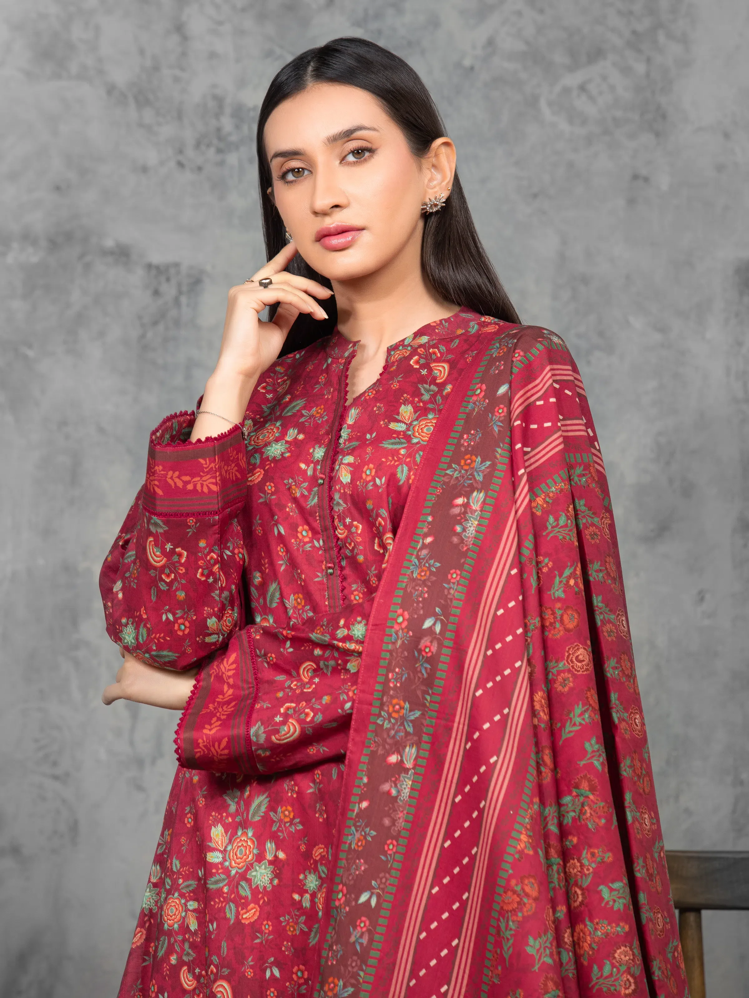 Unstitched Printed Cambric Suit - EWU5A2-35843-3P - Image 2