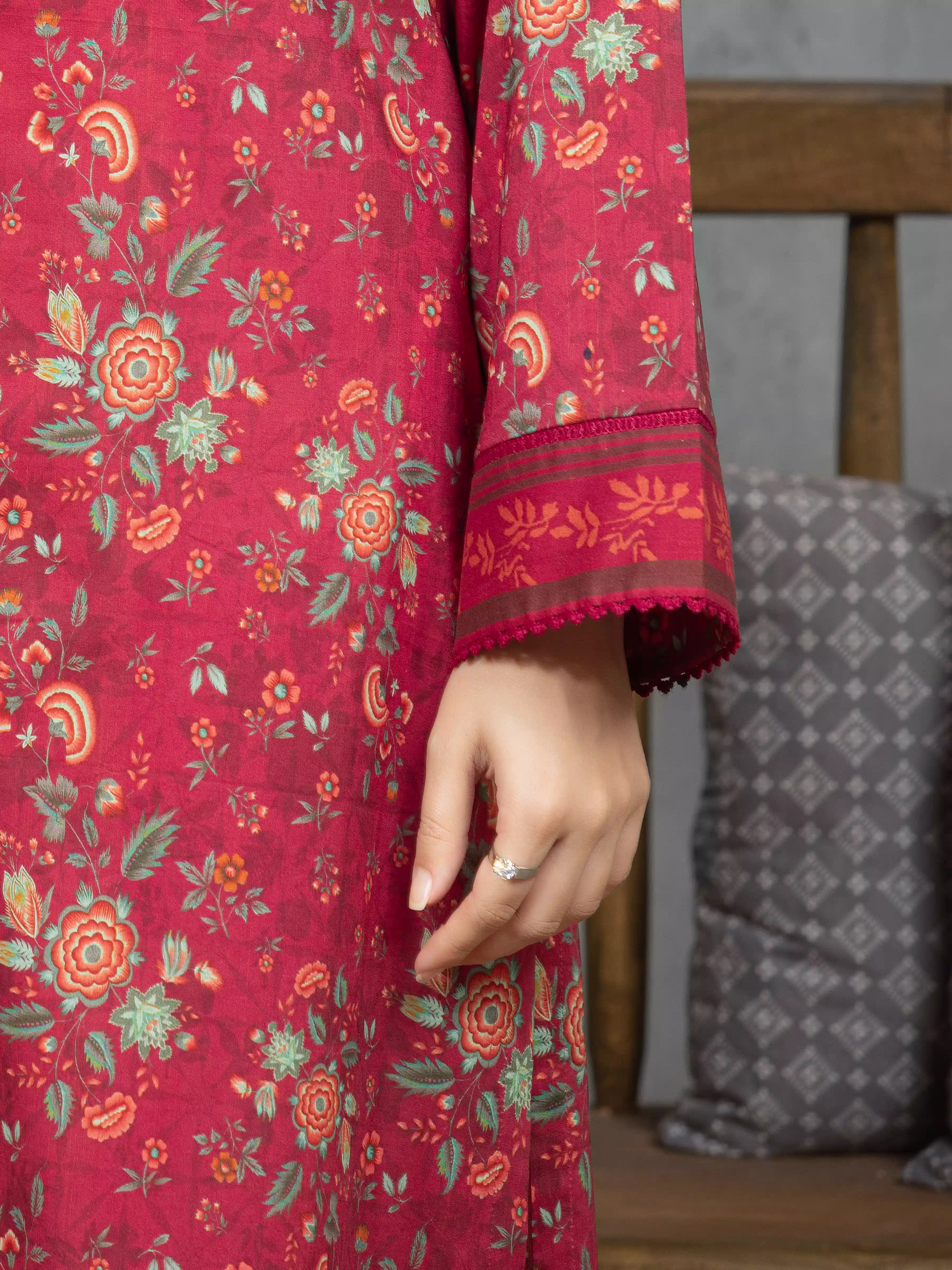 Unstitched Printed Cambric Suit - EWU5A2-35843-3P - Image 4