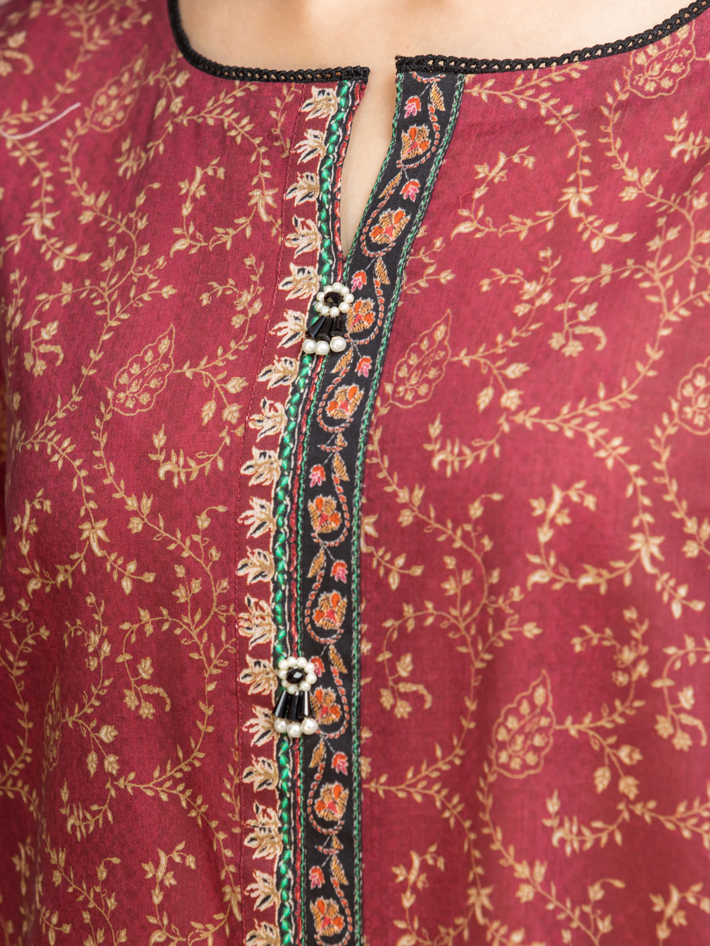 Unstitched Printed Khaddar Suit - EWU24A3-27154-3P - Image 2