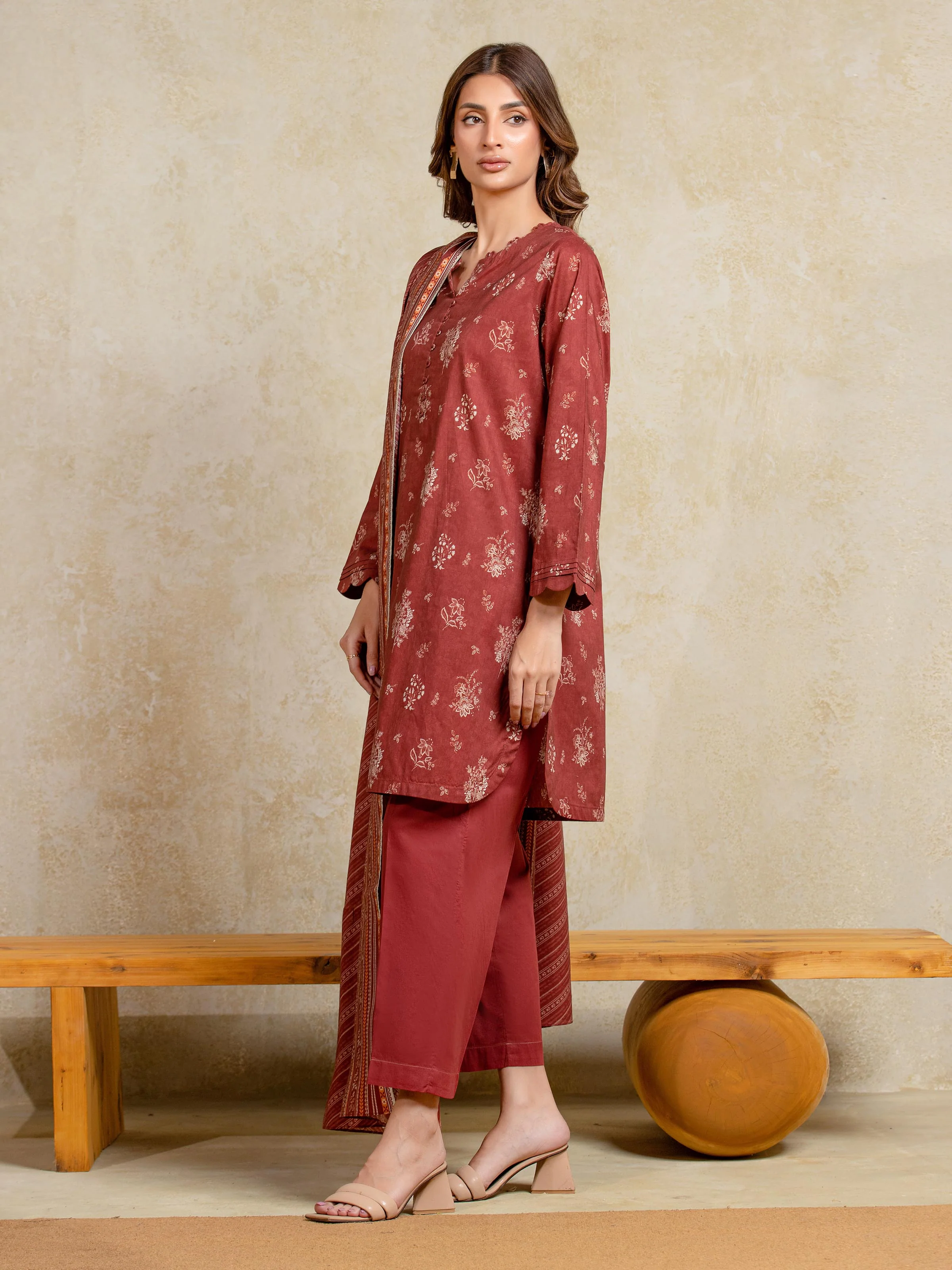 Unstitched Printed Khaddar Suit - EWU5A3-35902-3P - Image 5