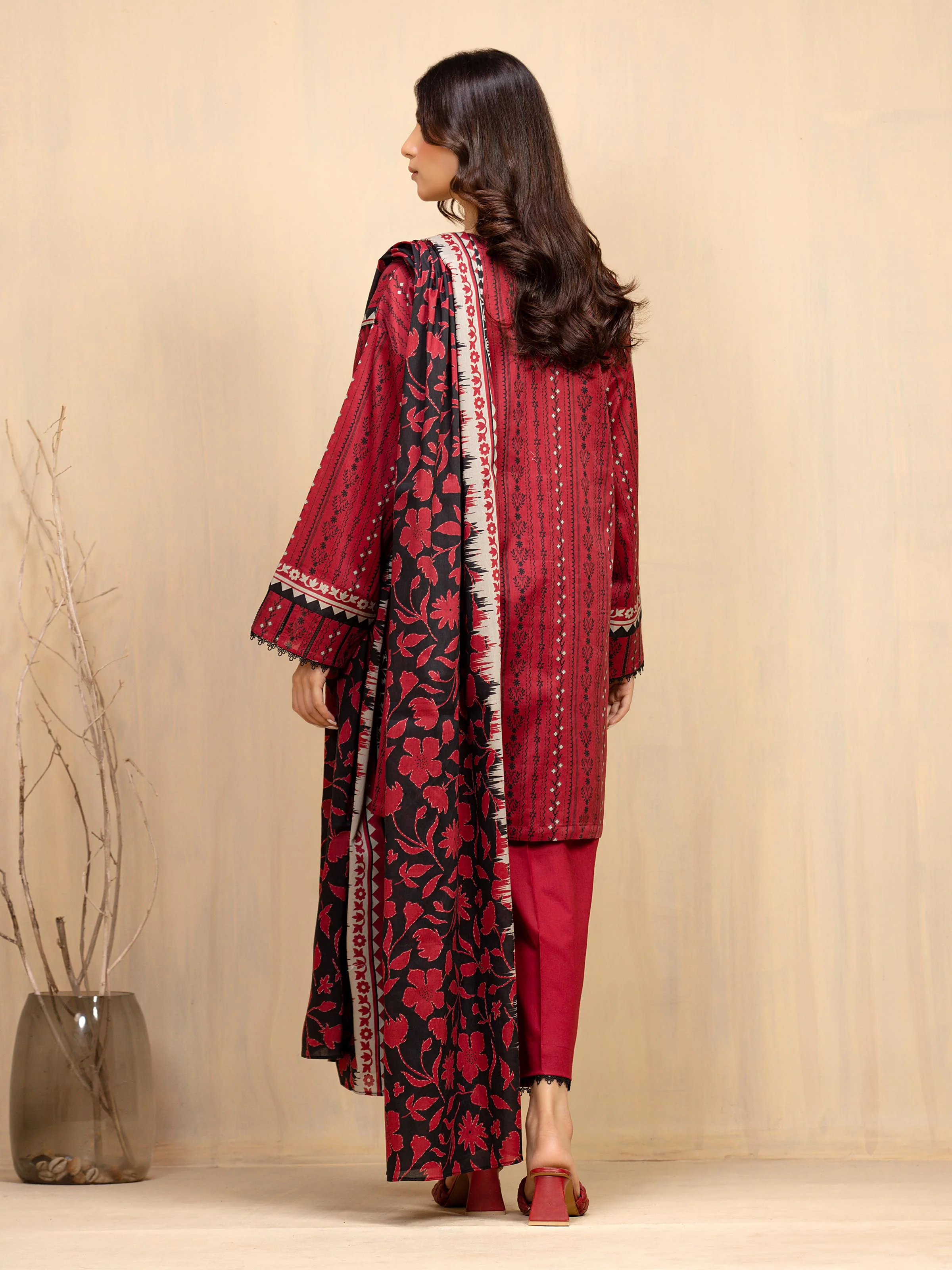 Unstitched Printed Khaddar Suit - EWU5A3-36023-3P - Image 5