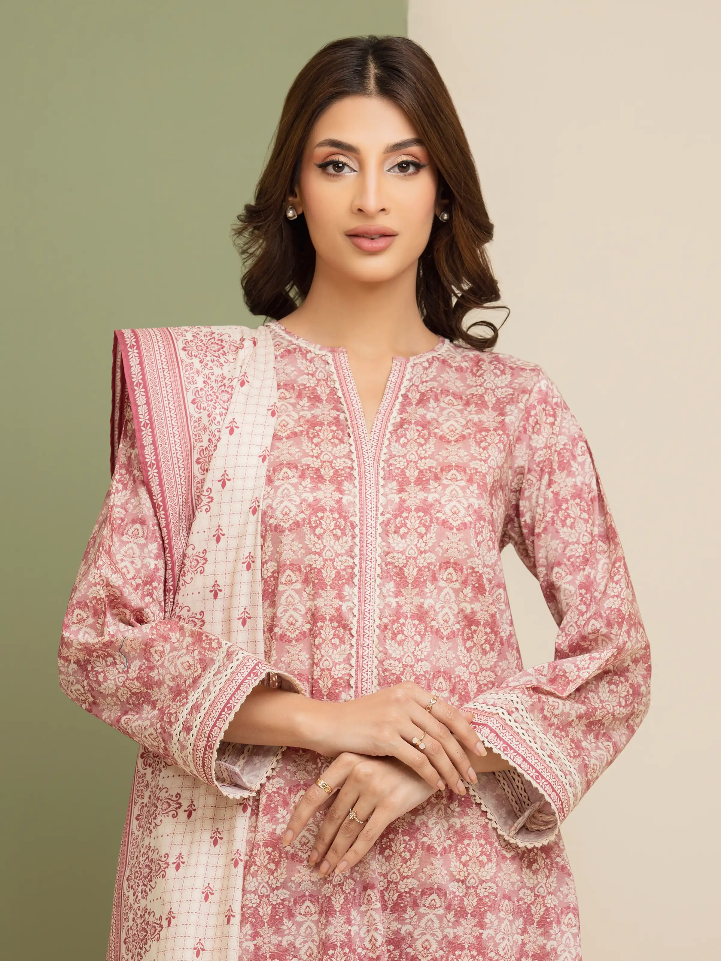 Unstitched Printed Lawn Suit - EWU5A1-35139-3P - Image 4