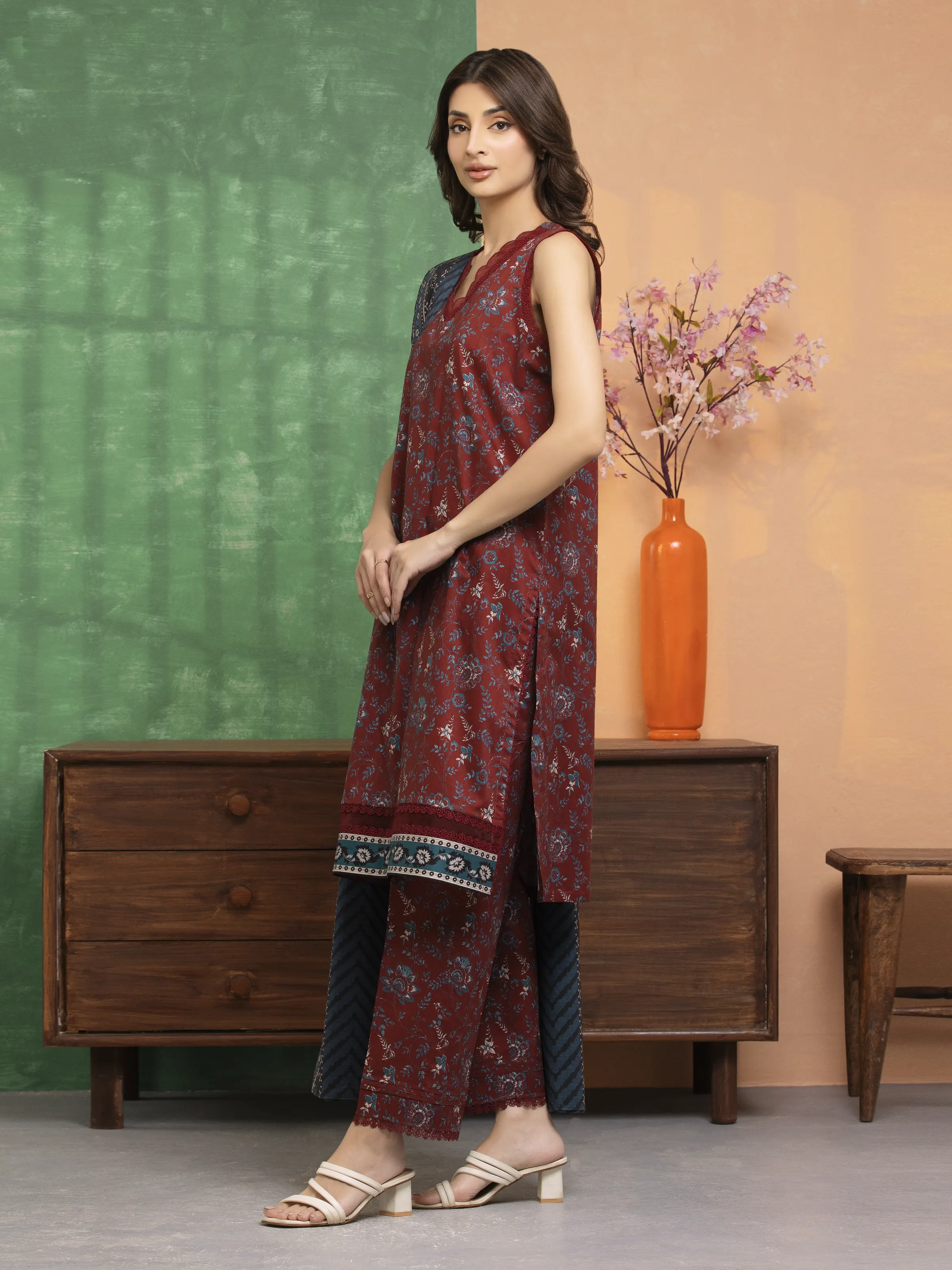 Unstitched Printed Lawn Suit - EWU5A1-35669-3P - Image 5