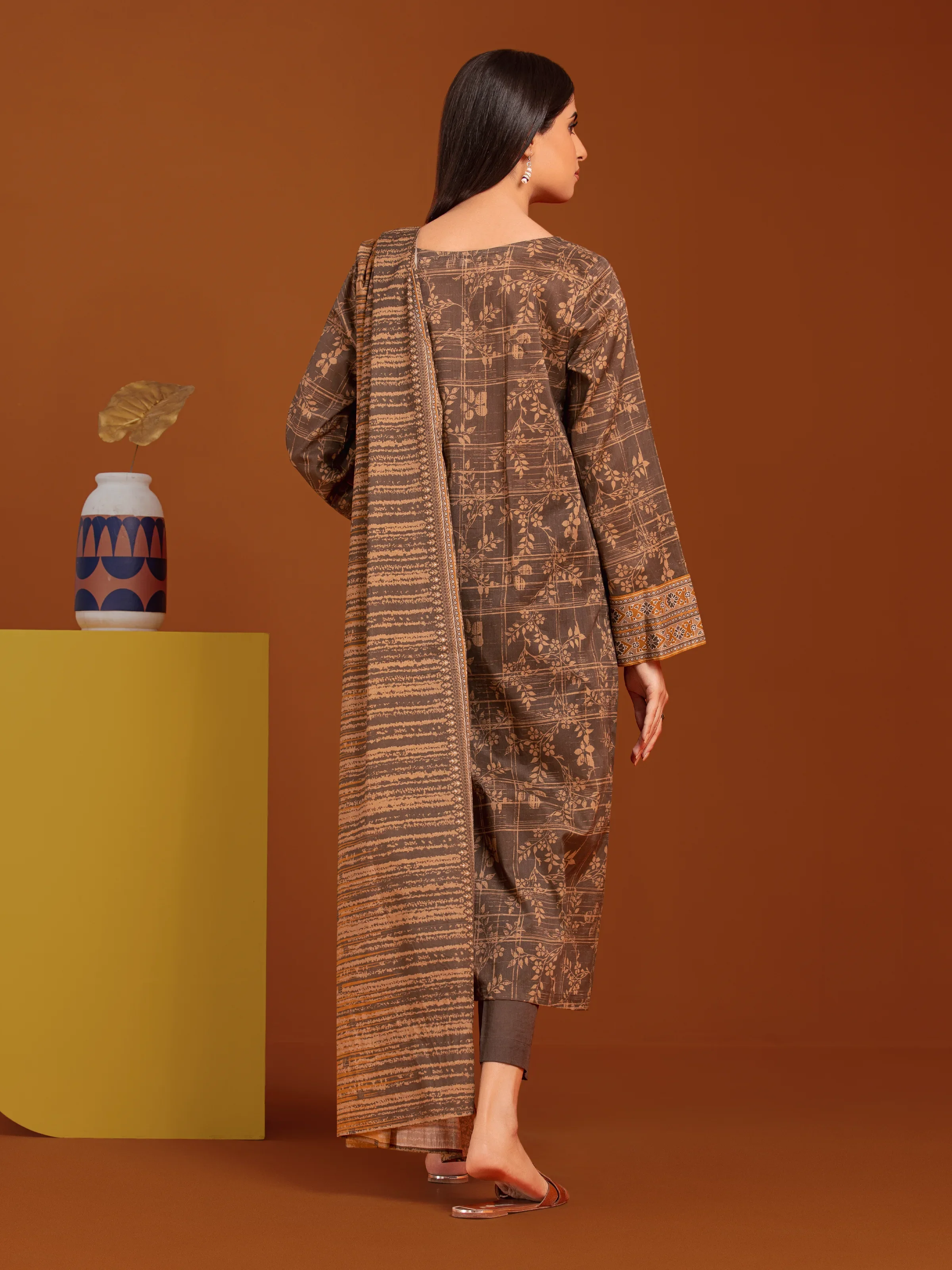 Unstitched Printed Khaddar Suit - EWU24A3-27165-3P - Image 2
