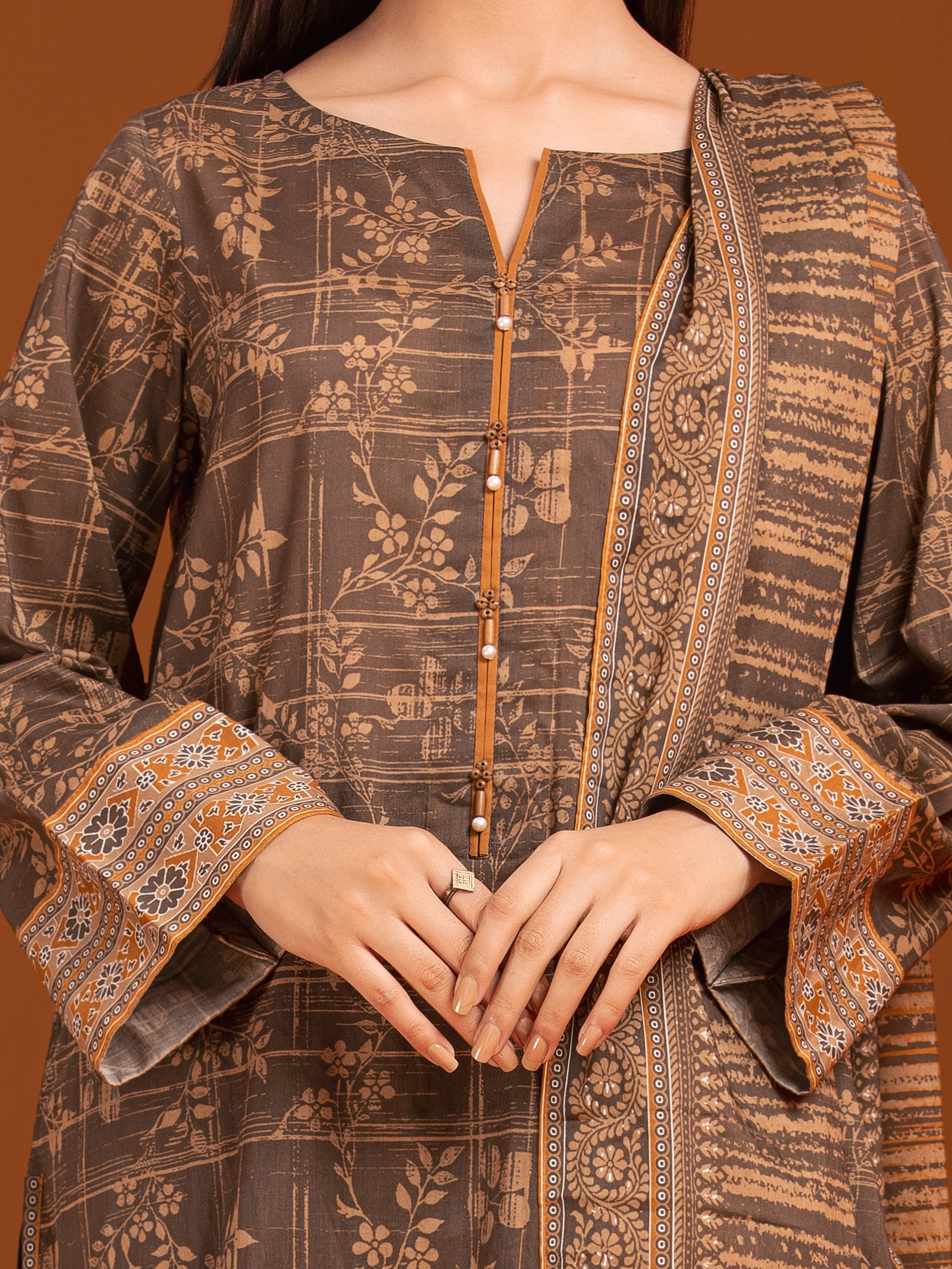 Unstitched Printed Khaddar Suit - EWU24A3-27165-3P - Image 3