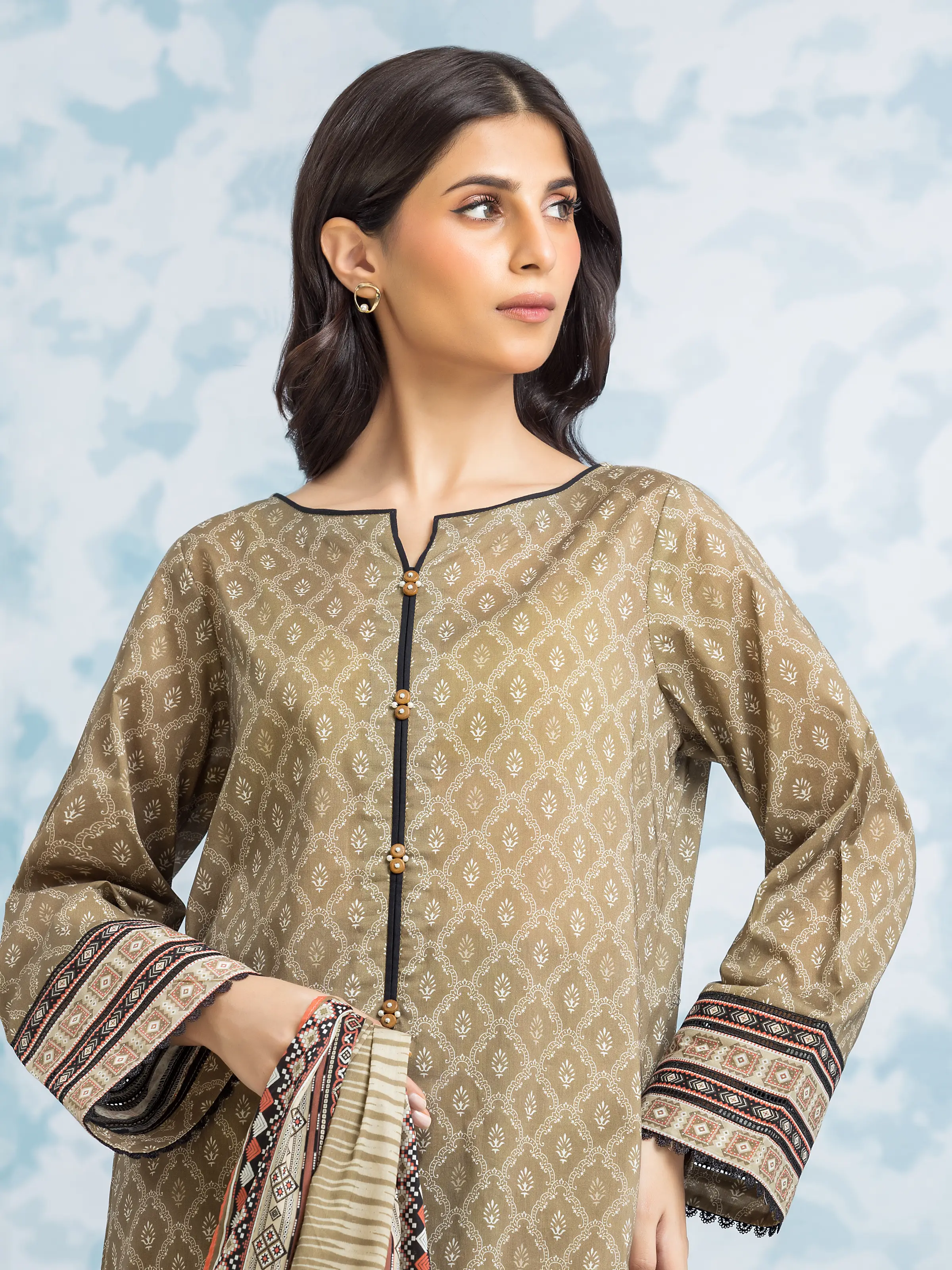 Unstitched Printed Khaddar Suit - EWU24A3-28351-3P - Image 4