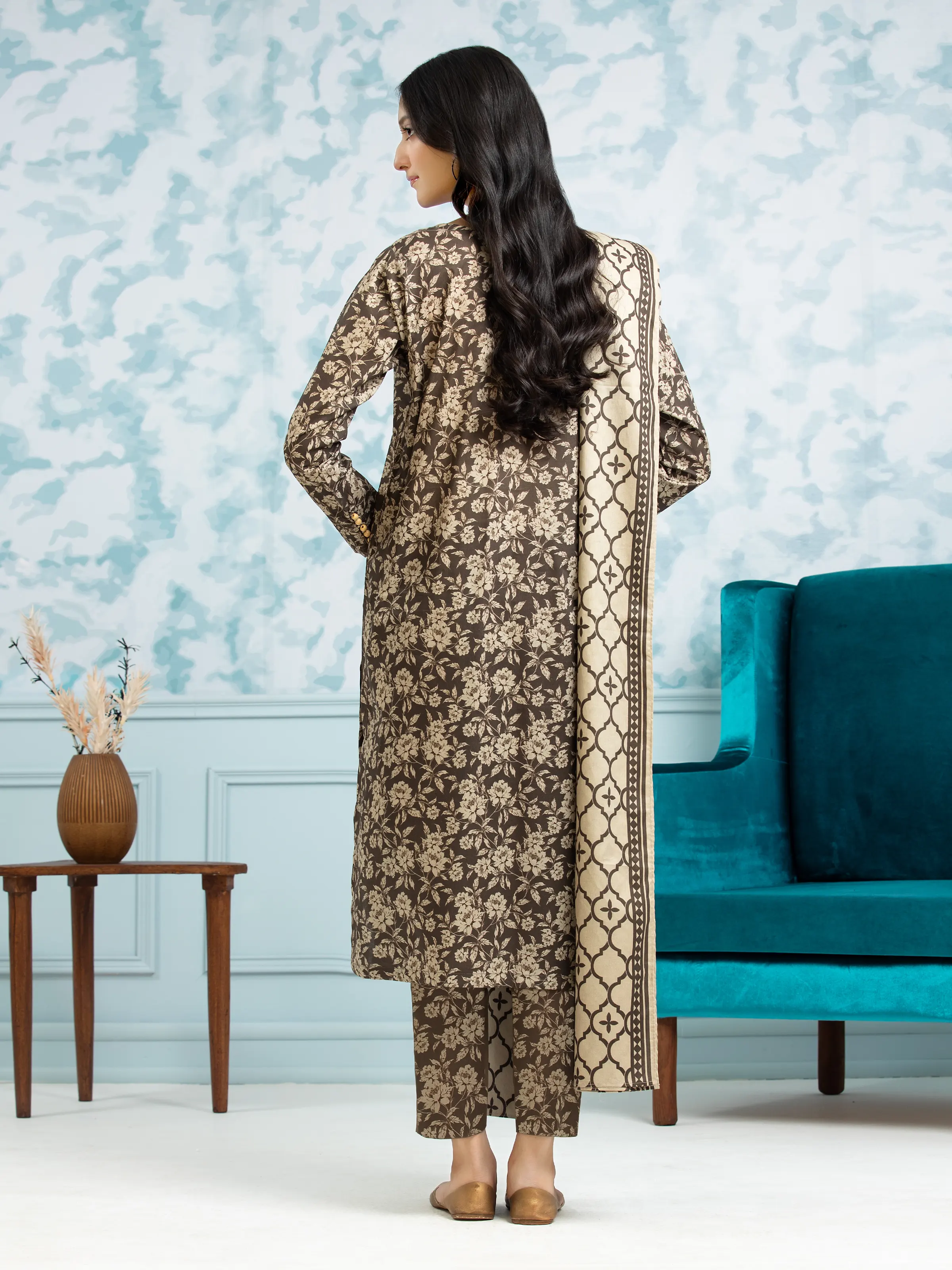 Unstitched Printed Khaddar Suit - EWU24A3-29711-3P - Image 2