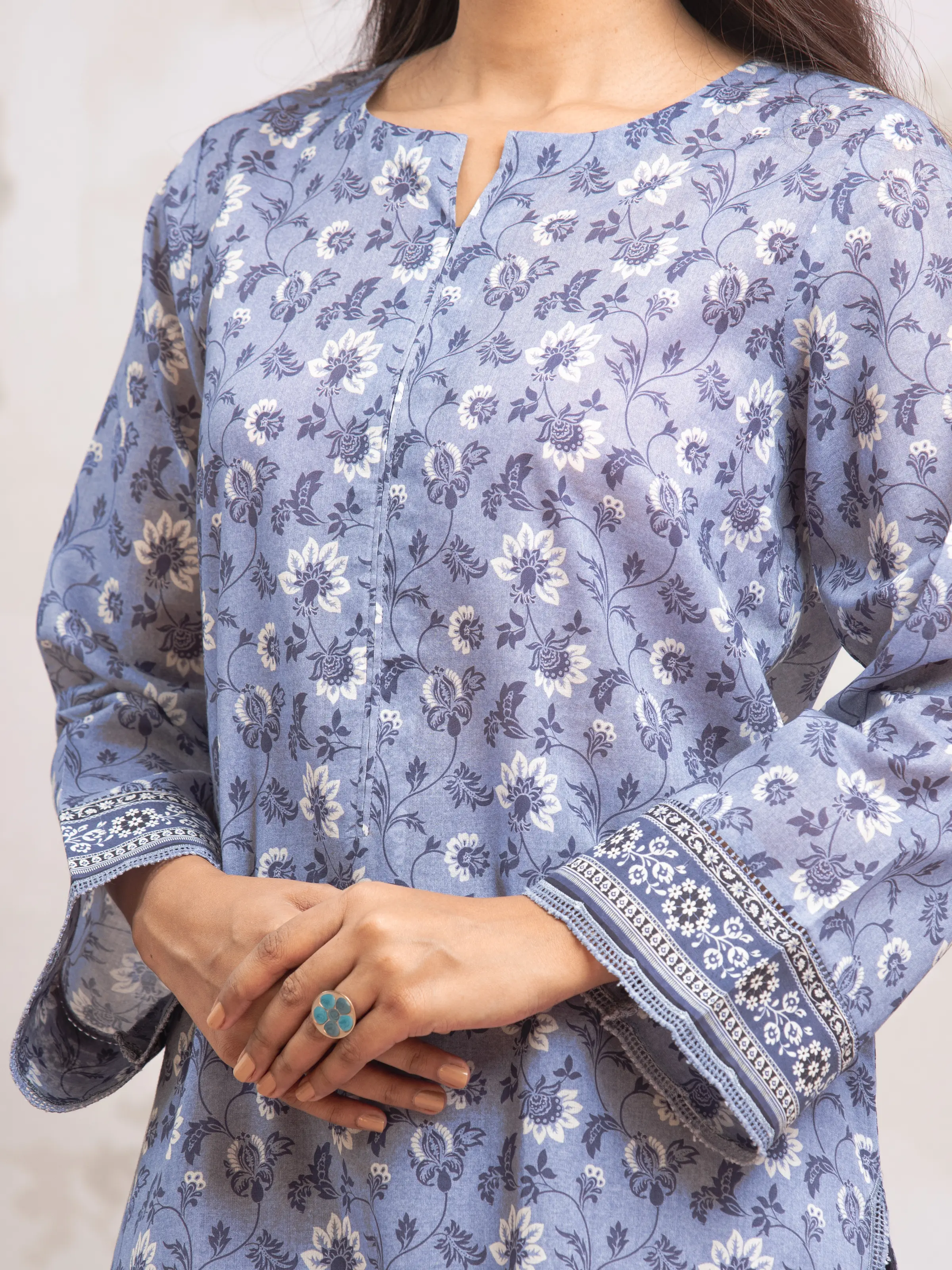 Unstitched Printed Khaddar Suit - EWU24A3-29326-3P - Image 3