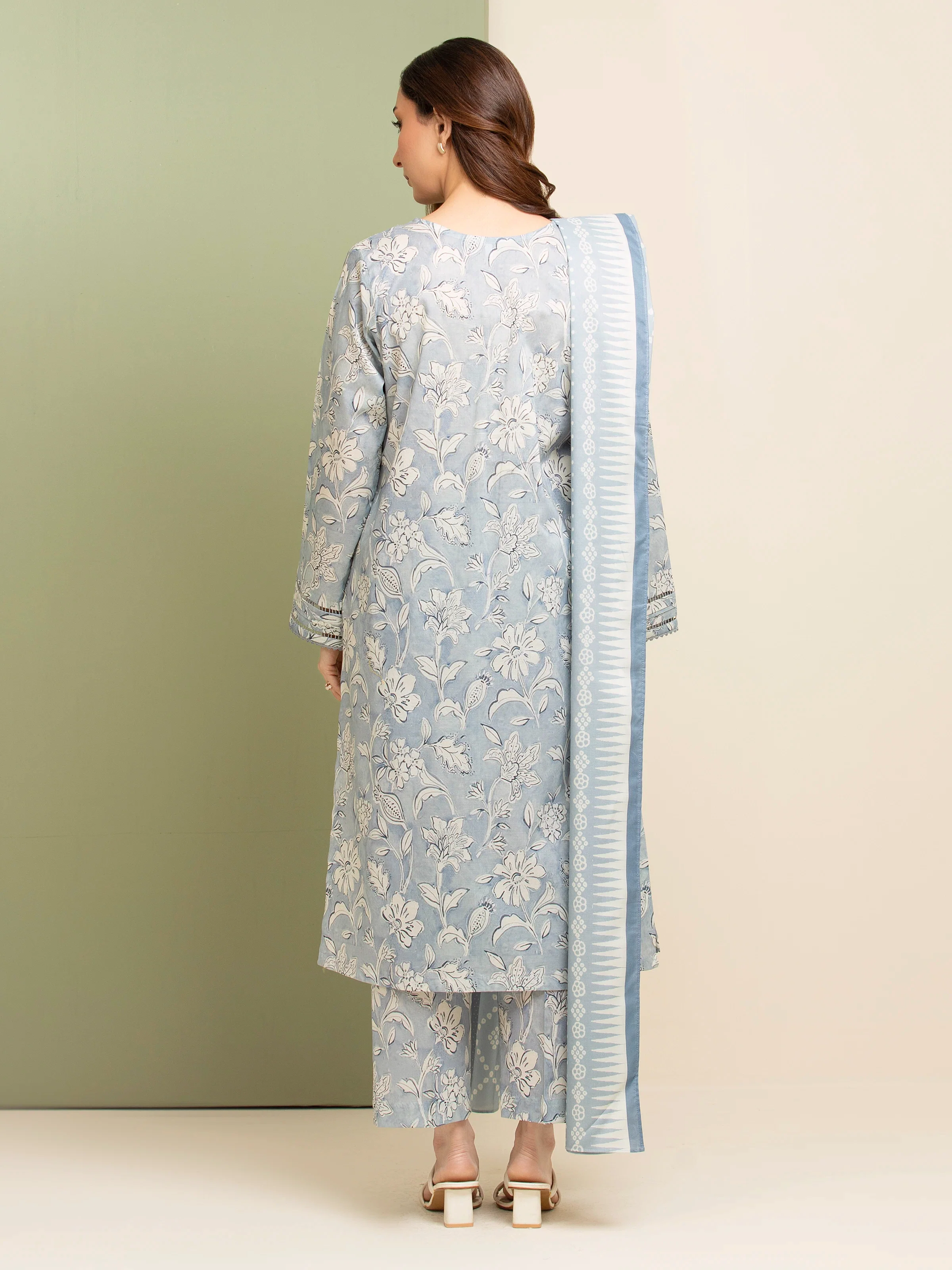 Unstitched Printed Lawn Suit - EWU5A1-35087-3P - Image 2