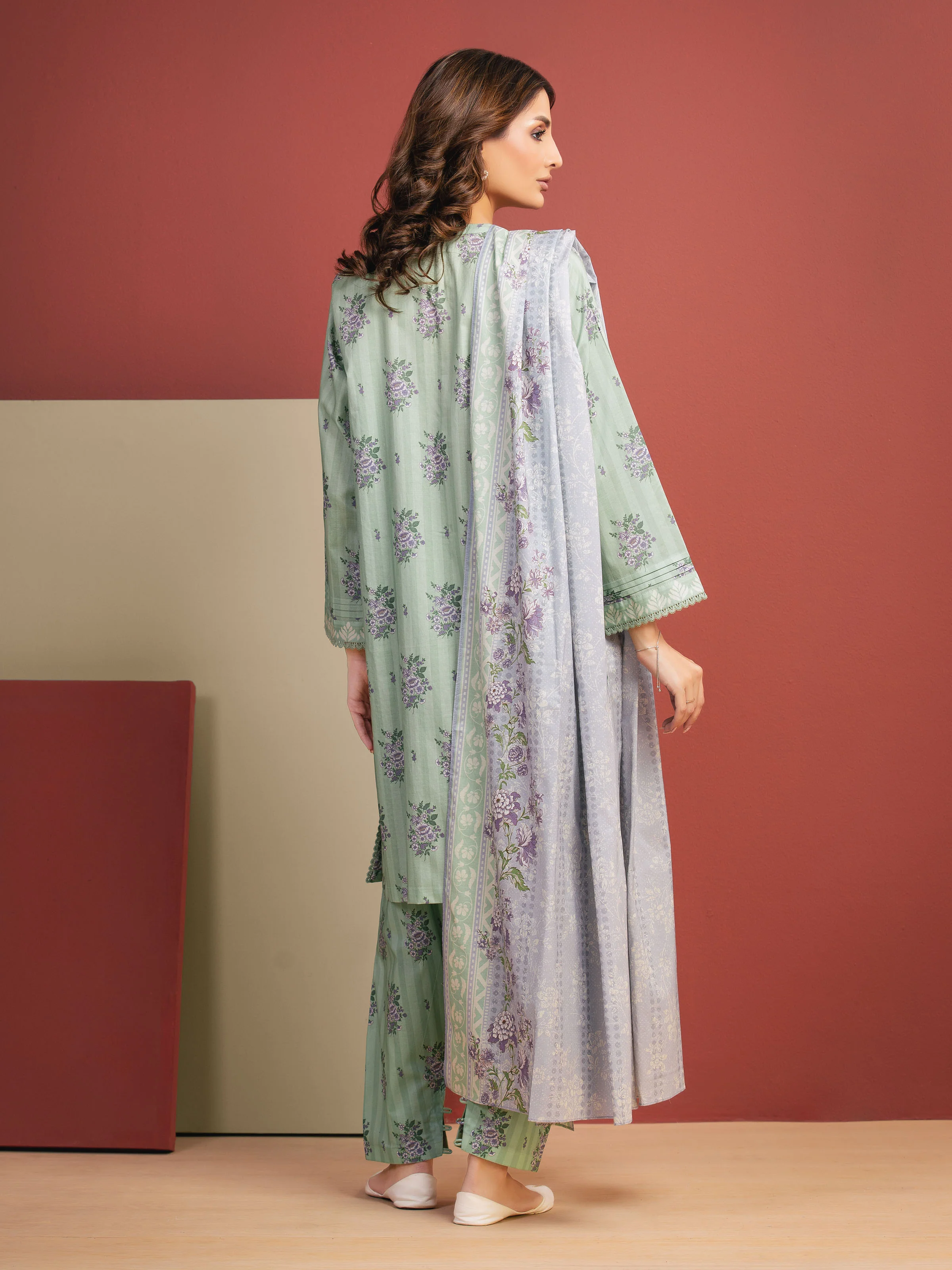 Unstitched Printed Lawn Suit - EWU5A1-35322-3P - Image 6