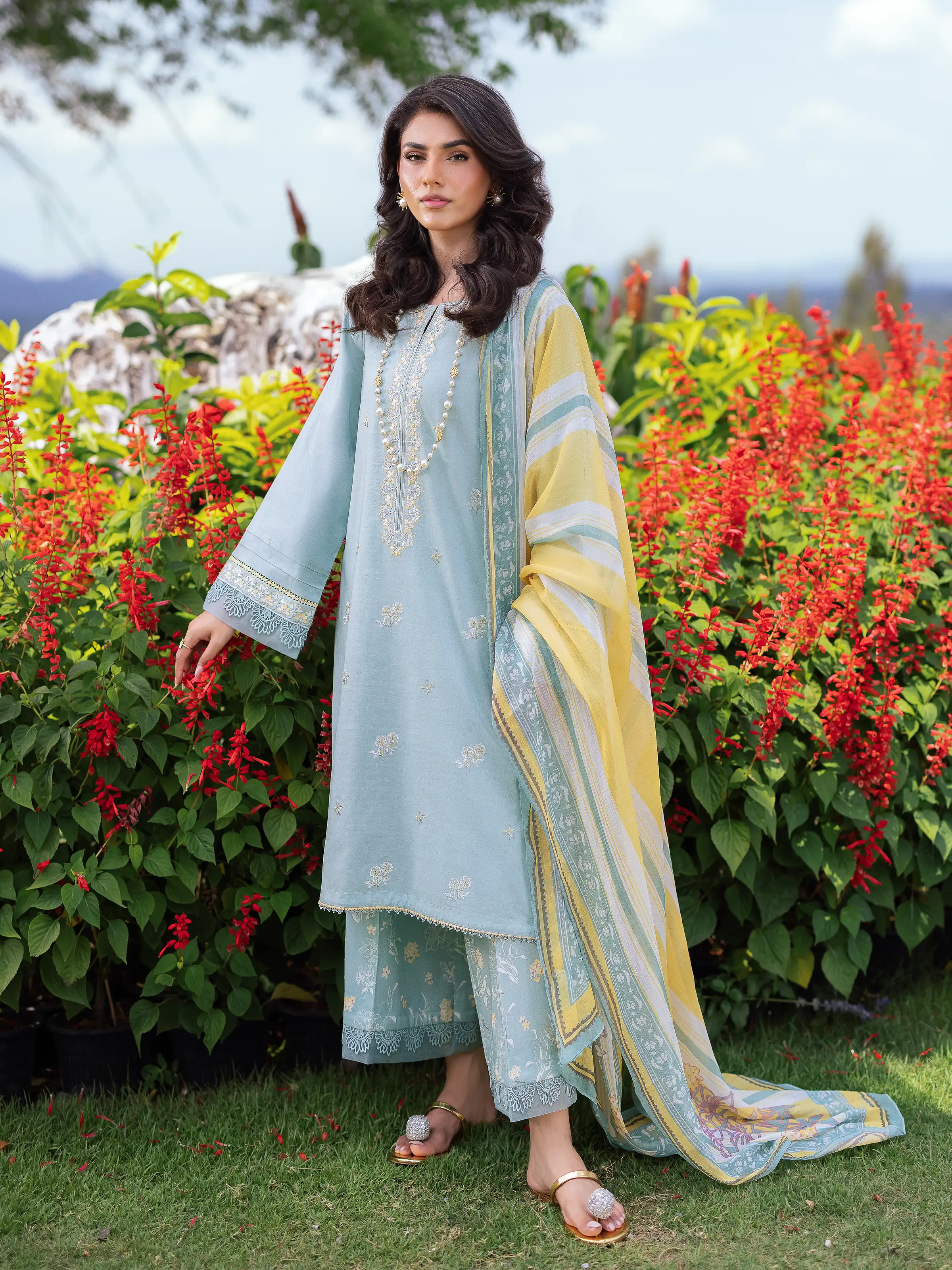 Unstitched Embroidered Cambric Suit - EWU5V2-31034-3P - Image 3