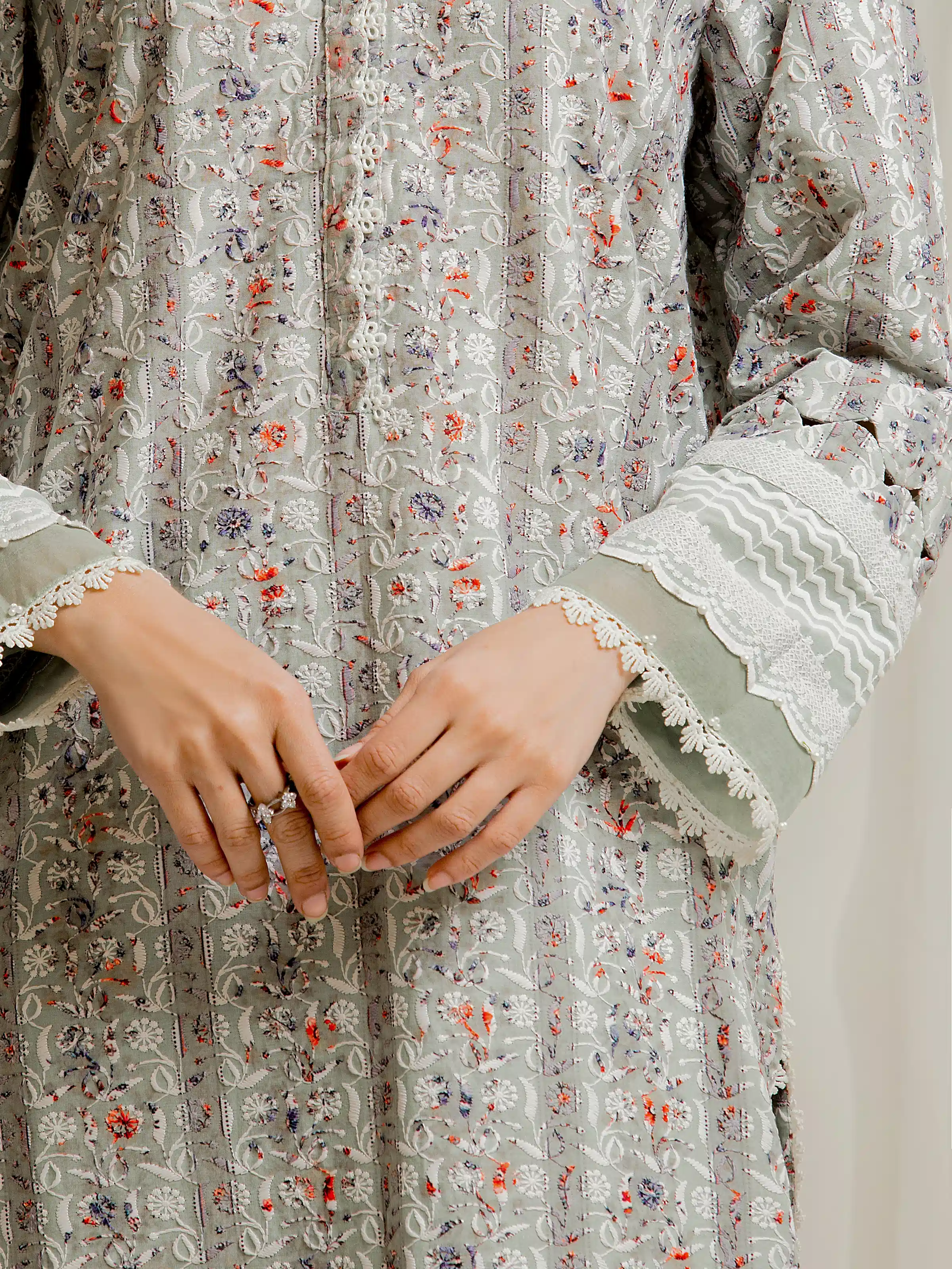 Unstitched Embroidered Cambric Suit - EWU6V2-33509-3P - Image 2