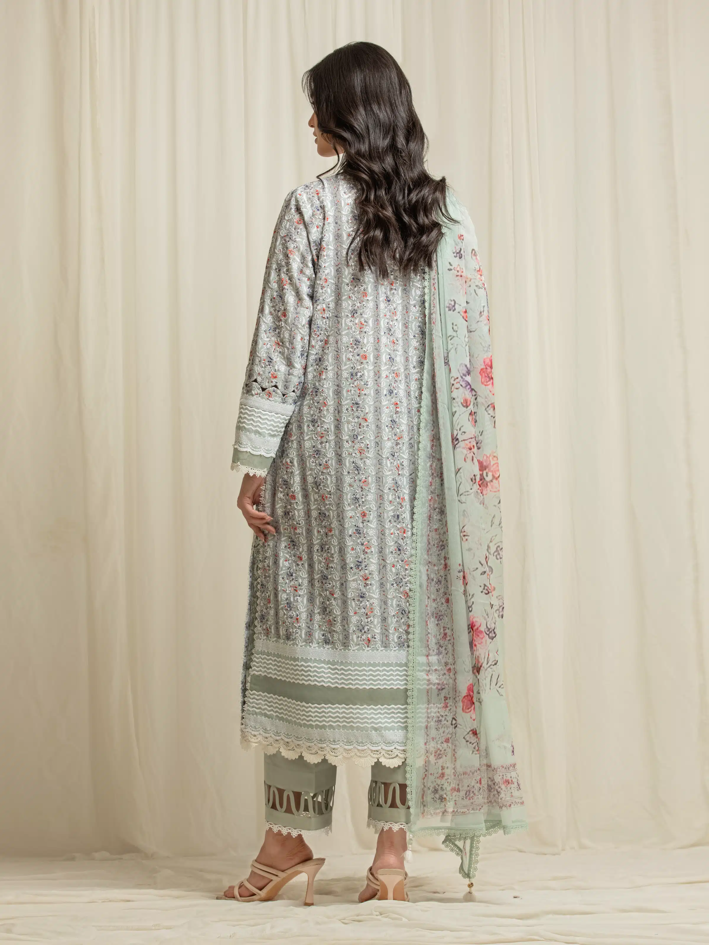 Unstitched Embroidered Cambric Suit - EWU6V2-33509-3P - Image 4