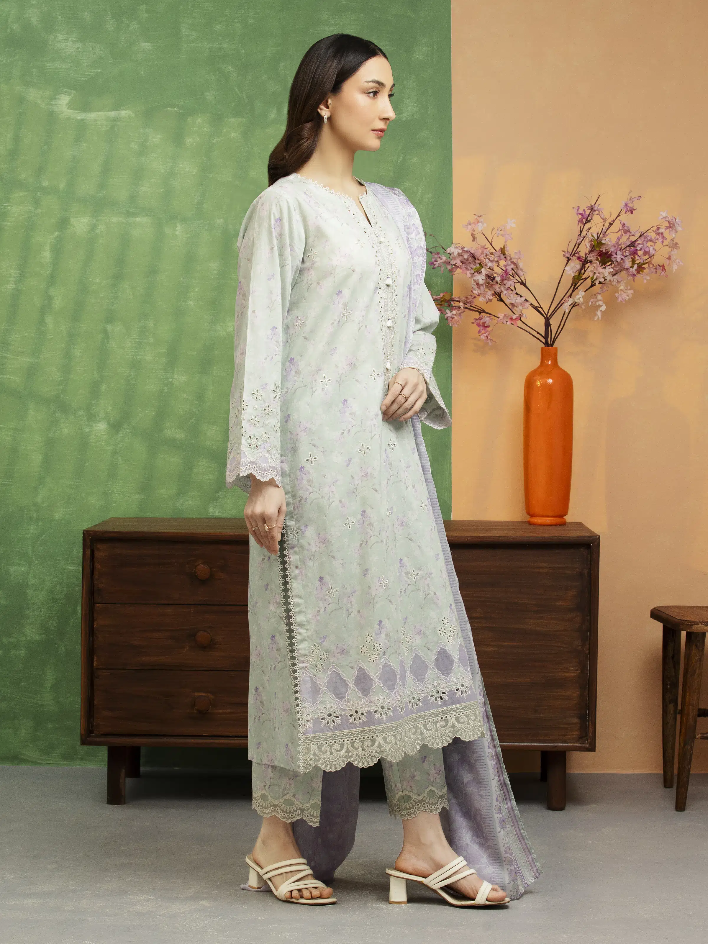 Unstitched Embroidered Lawn Suit - EWU5V1-31443-3P - Image 3