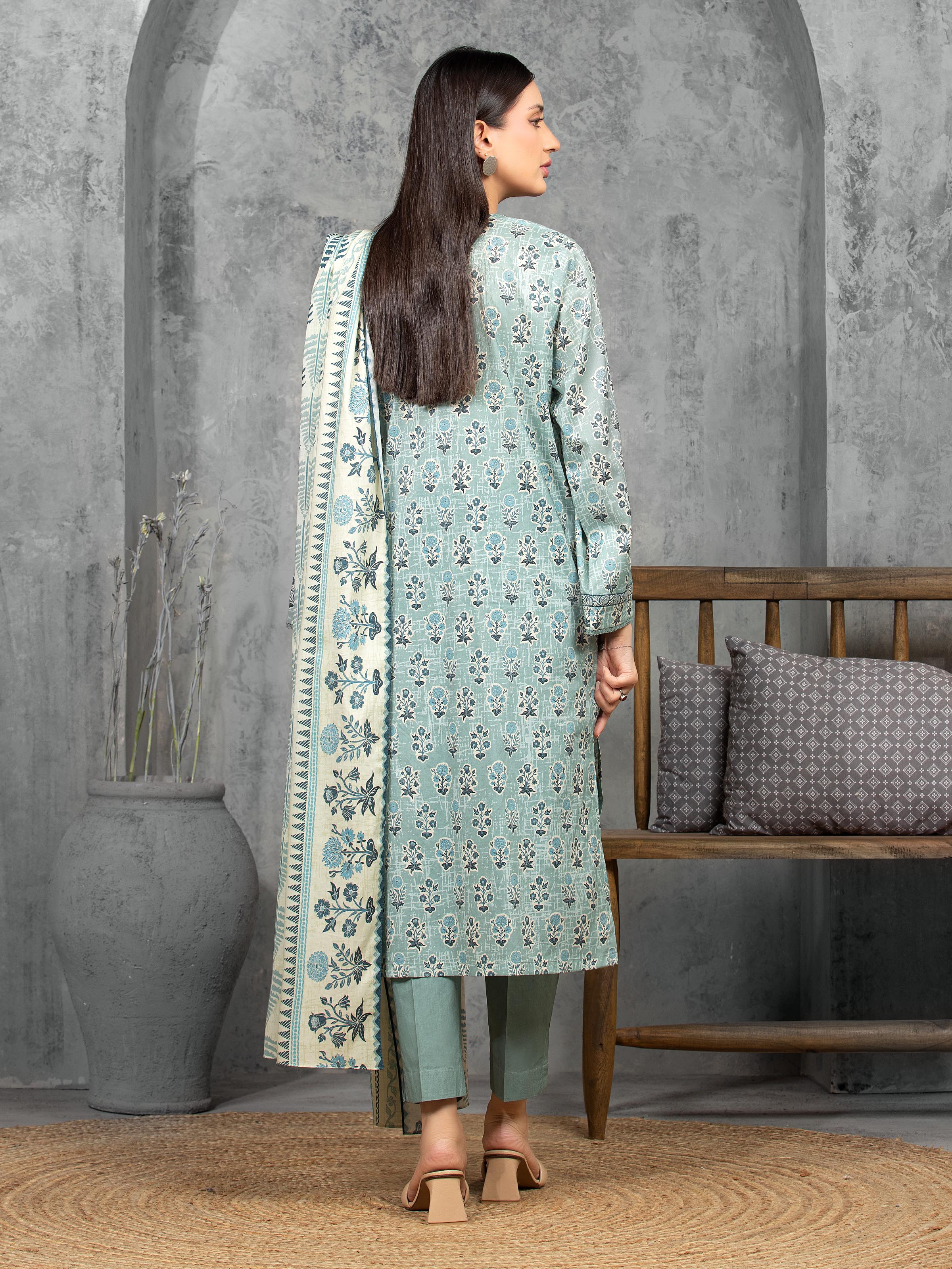 Unstitched Printed Cambric Suit - EWU5A2-35805-3P - Image 6