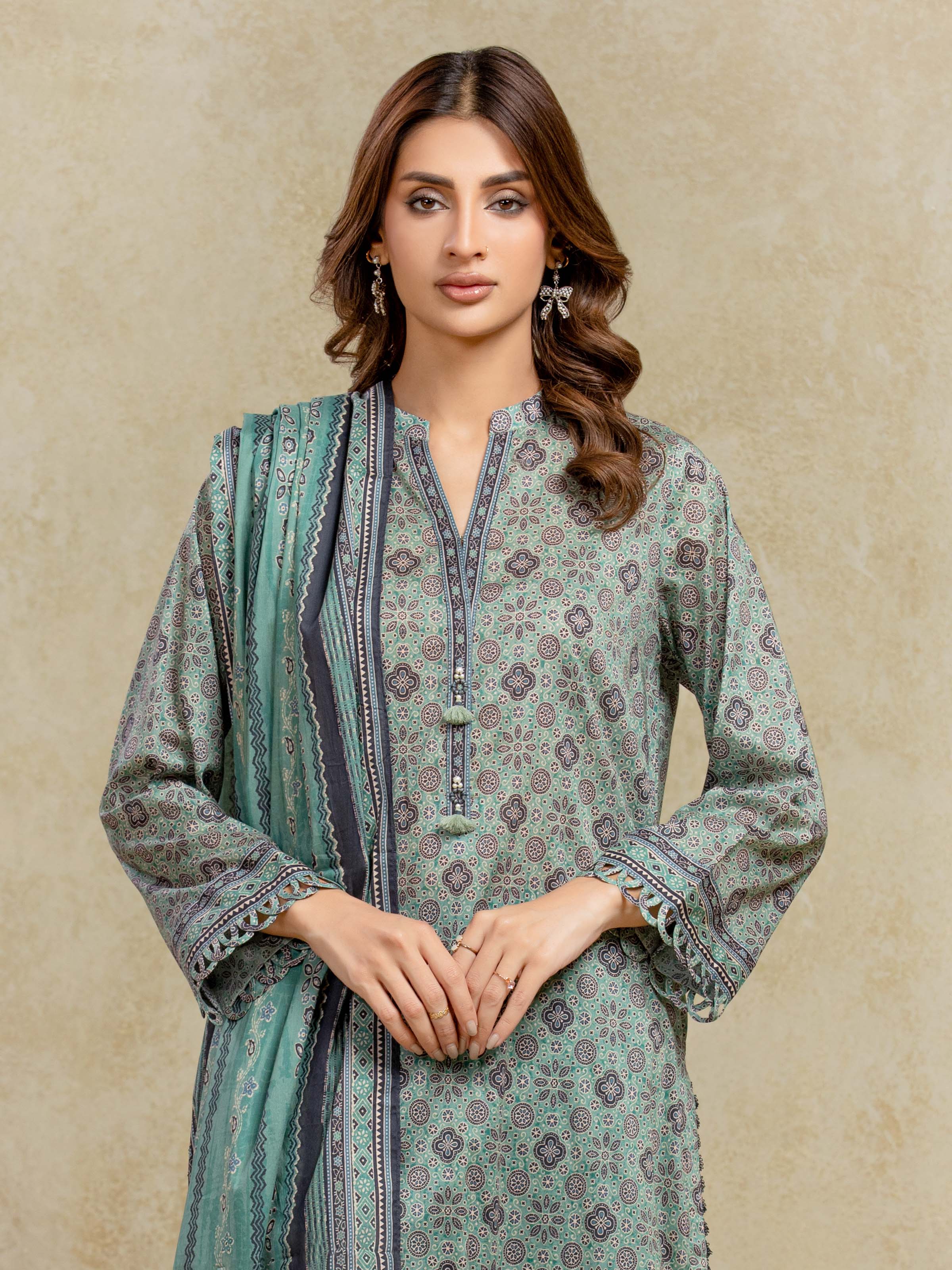 Unstitched Printed Khaddar Suit - EWU5A3-35918-3P - Image 2