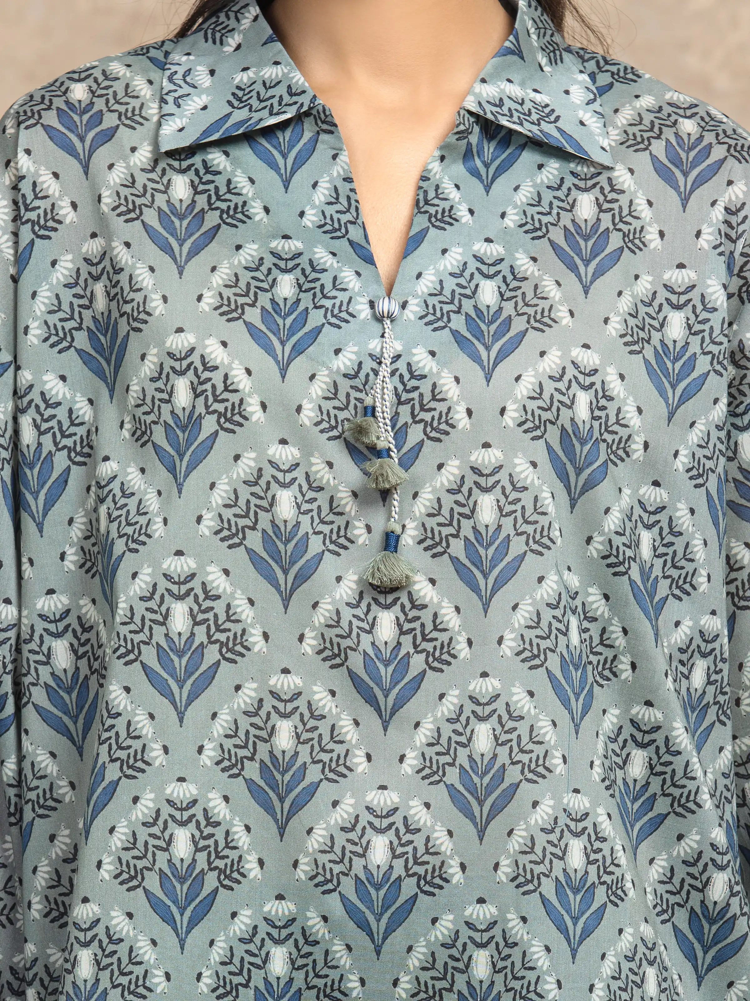 Unstitched Printed Khaddar Suit - EWU5A3-36133-3P - Image 3