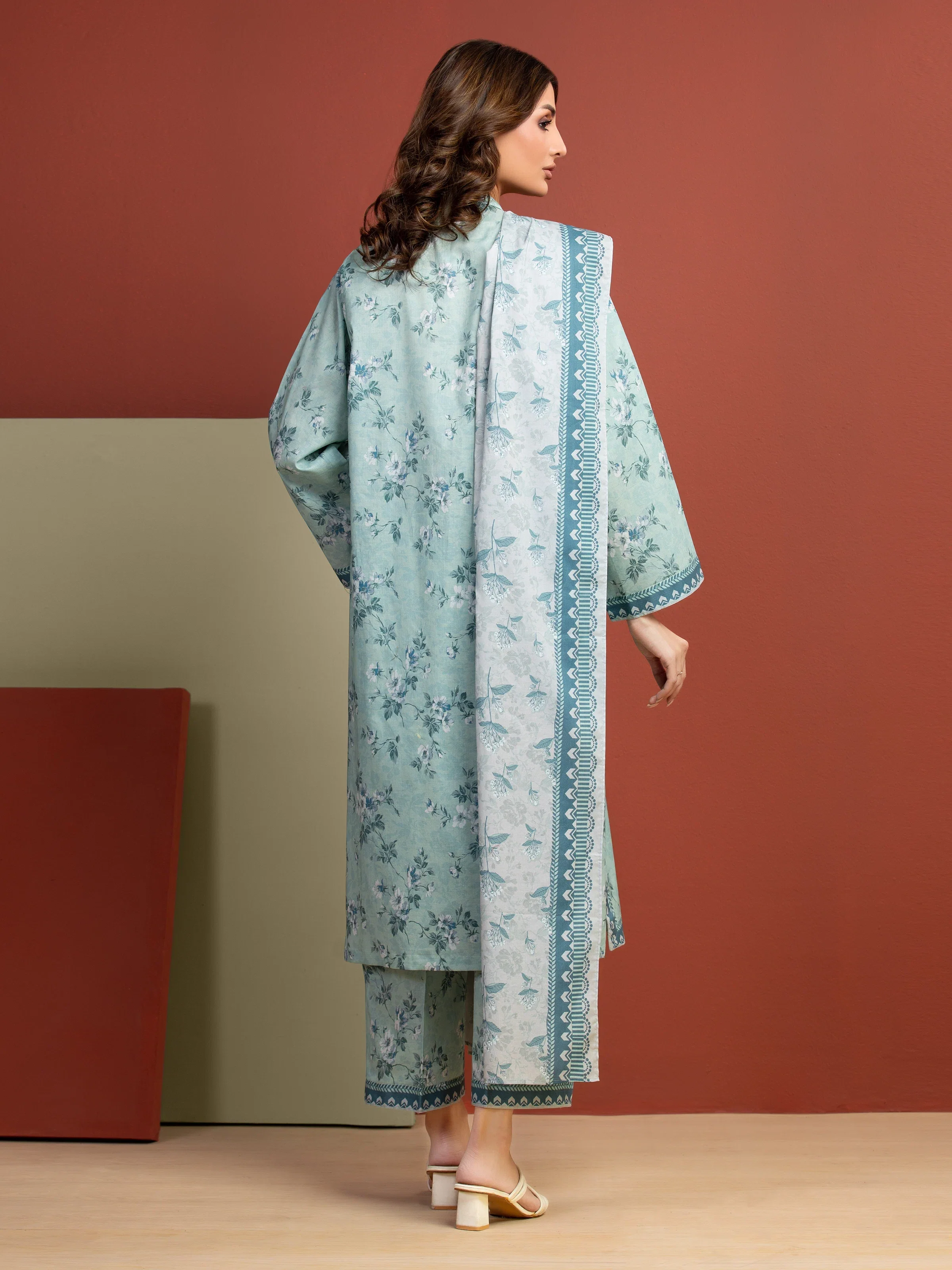 Unstitched Printed Lawn Suit - EWU5A1-35294-3P - Image 6