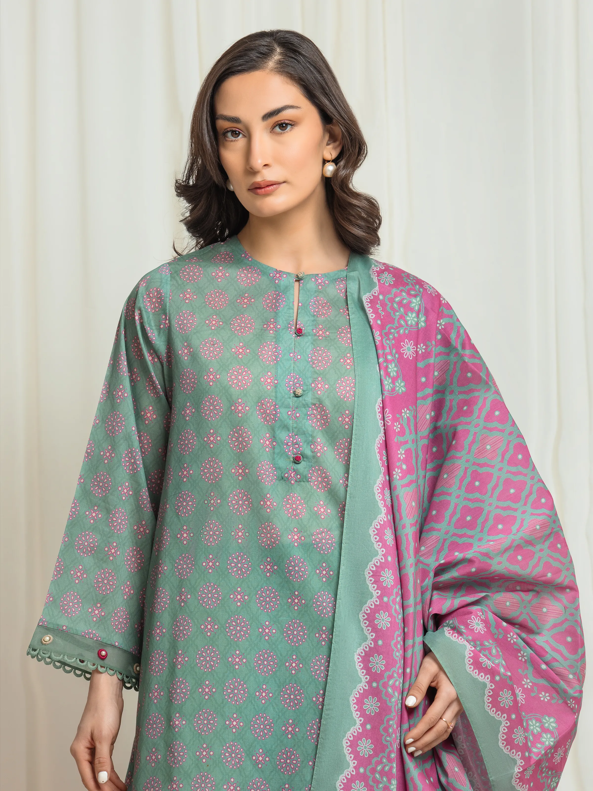 Unstitched Printed Lawn Suit - EWU6A1-36540-3P - Image 2