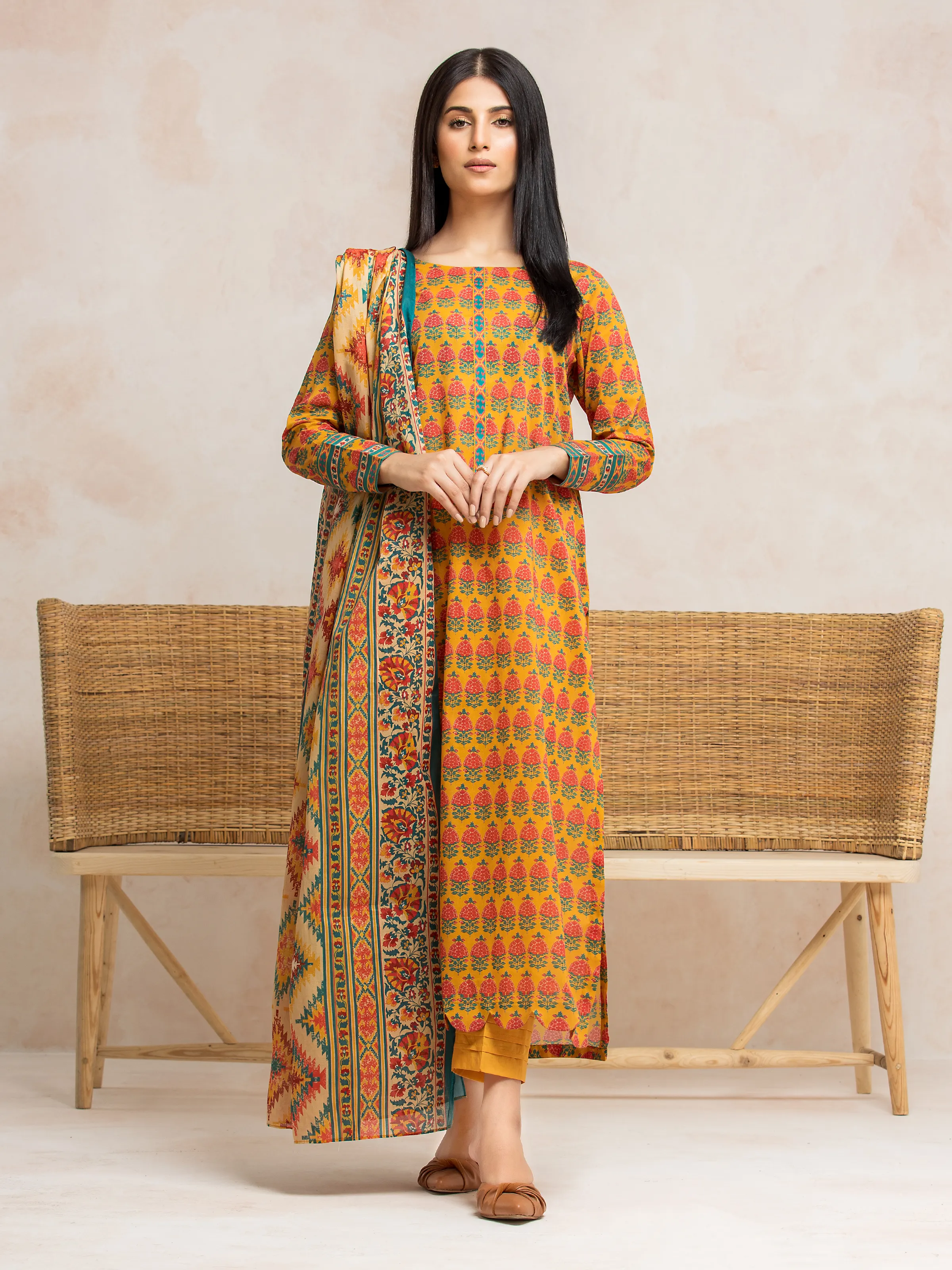 Unstitched Printed Cambric Suit - EWU24A2-28056-3P