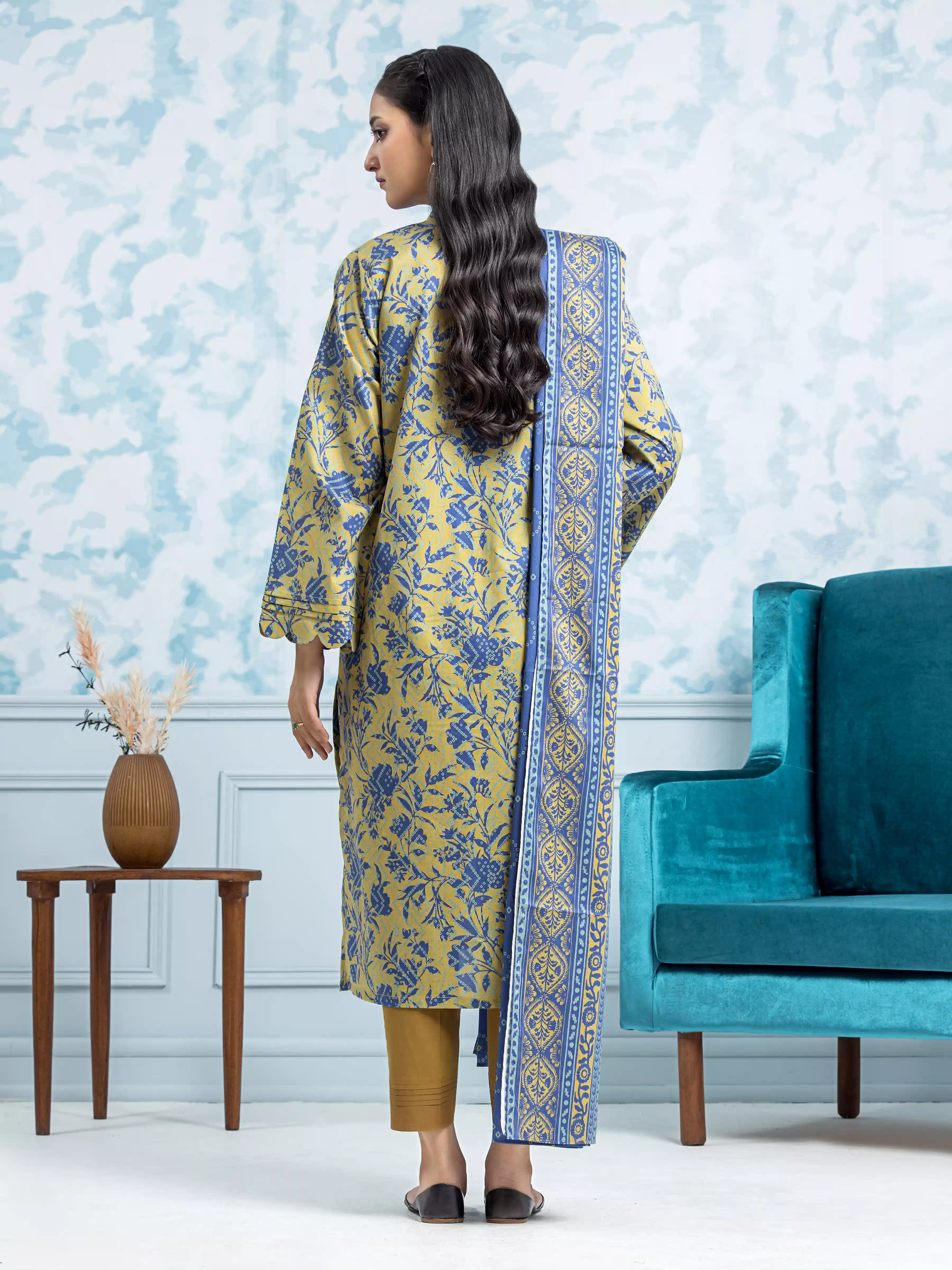 Unstitched Printed Khaddar Suit - EWU24A3-29322-3P - Image 2