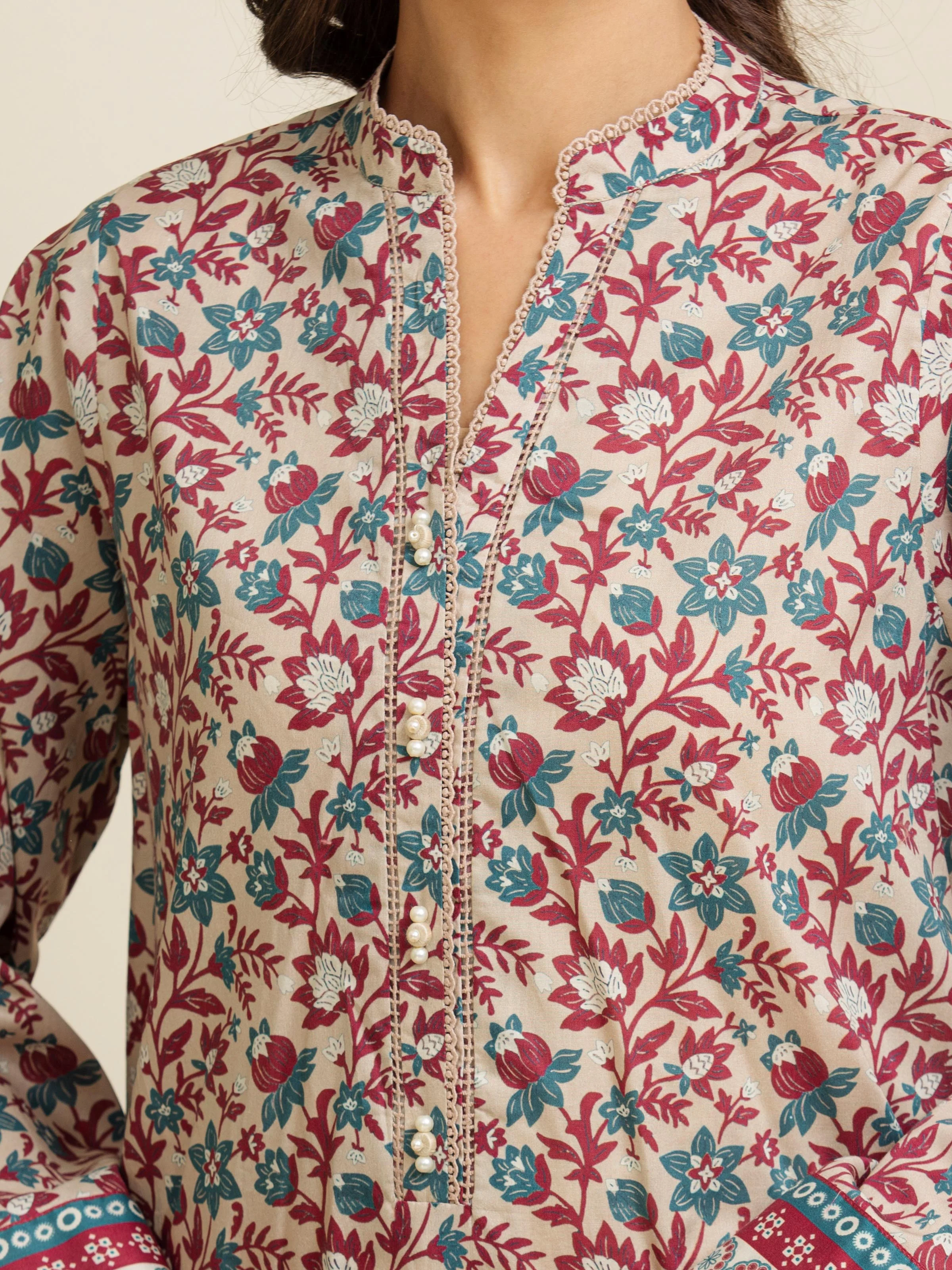 Unstitched Printed Lawn Suit - EWU5A1-35175-3P - Image 4