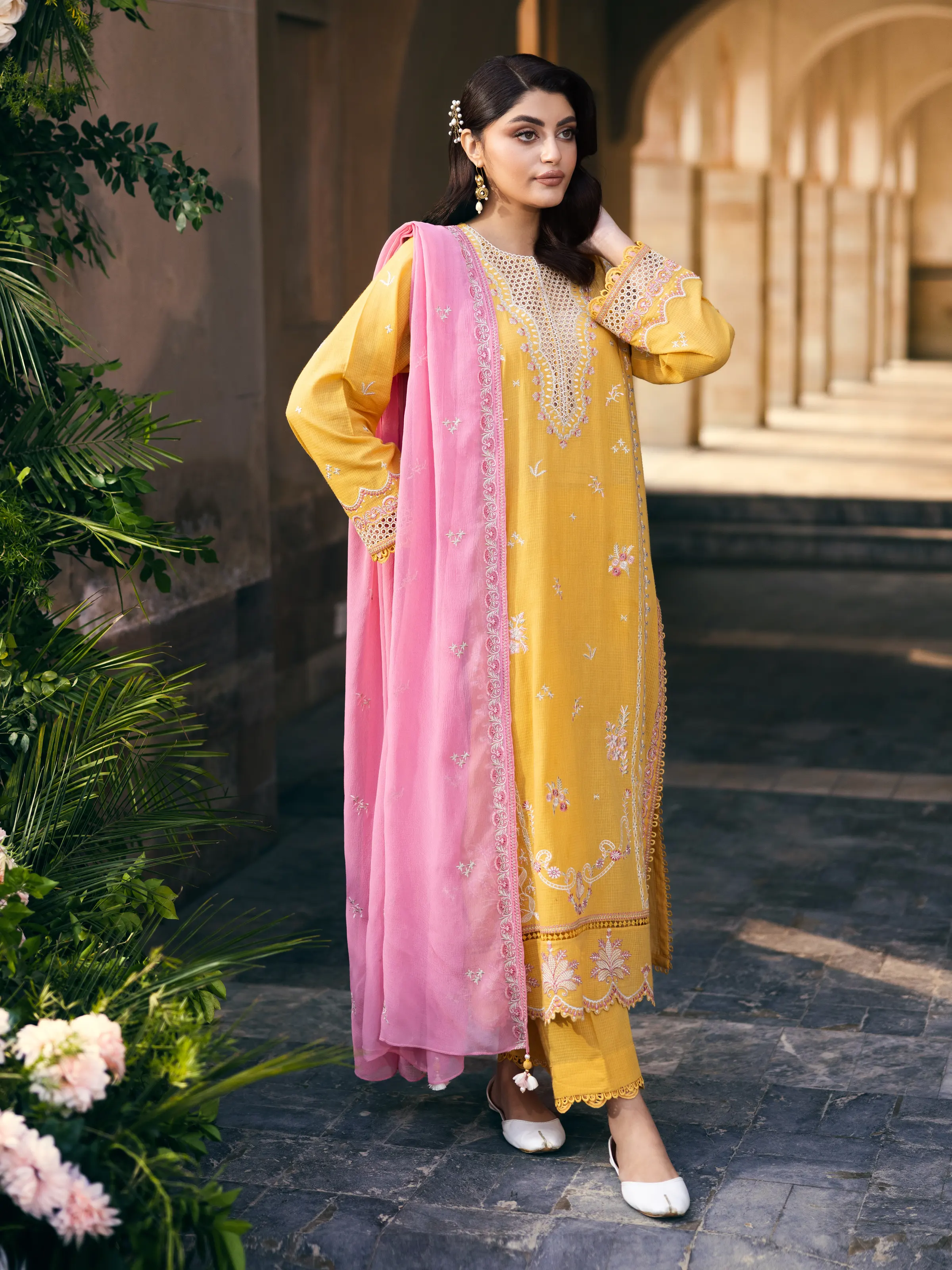 Unstitched Embroidered Lawn Suit - EWU5V1-31232-3P