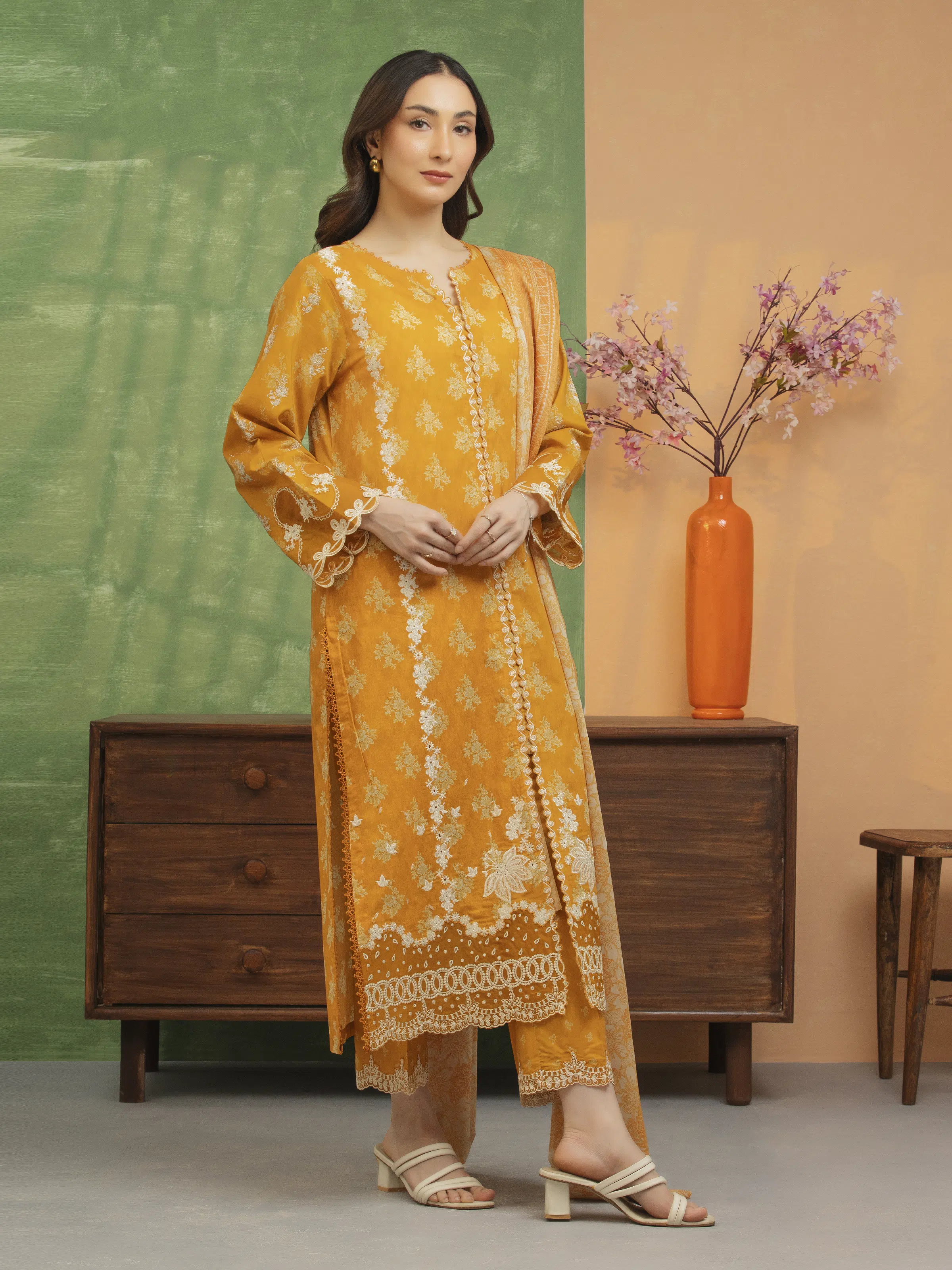 Unstitched Embroidered Lawn Suit - EWU5V1-31428-3P - Image 3