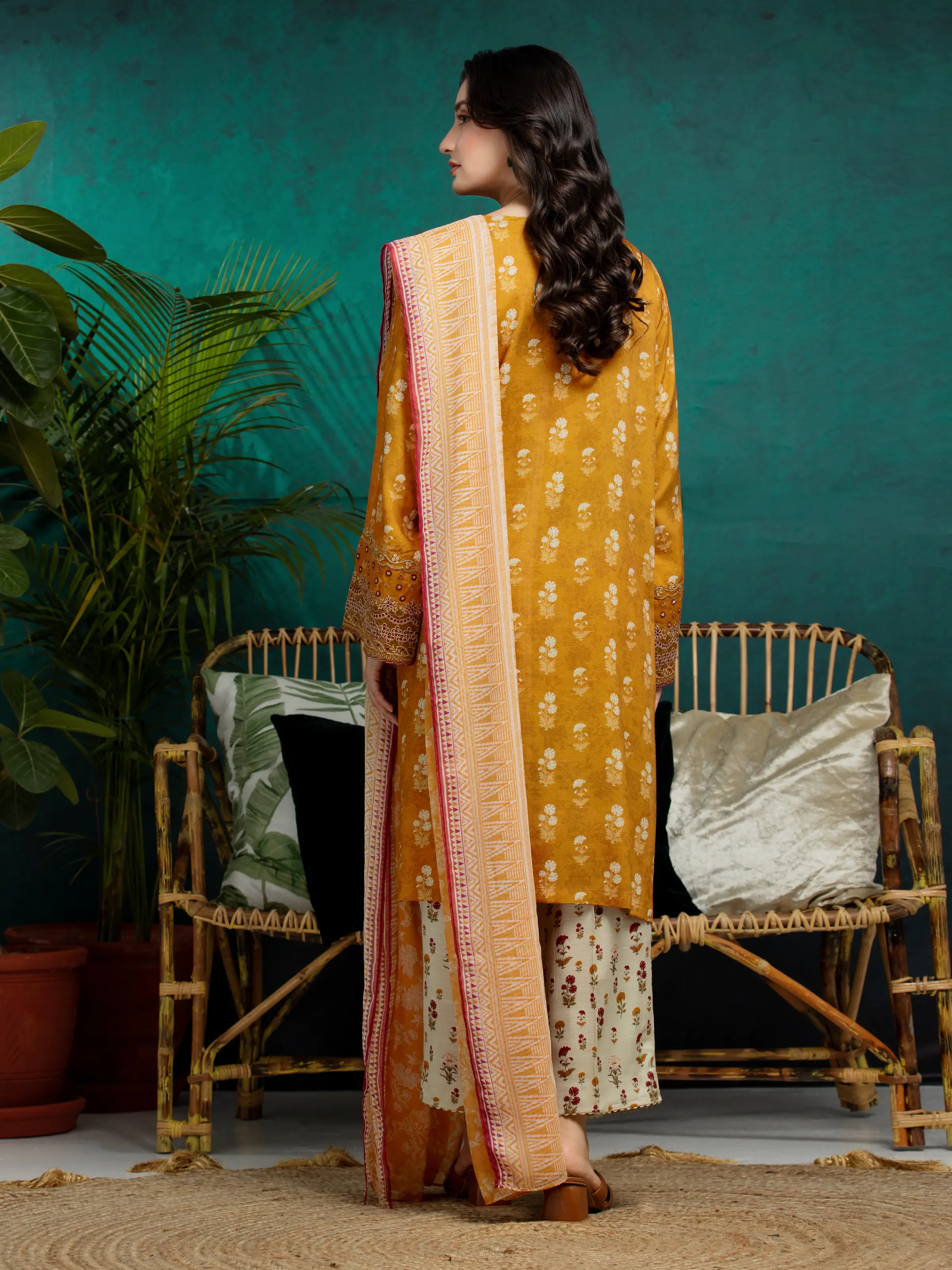 Unstitched Embroidered Raw Silk Suit - EWU24V16-30377-3P - Image 4