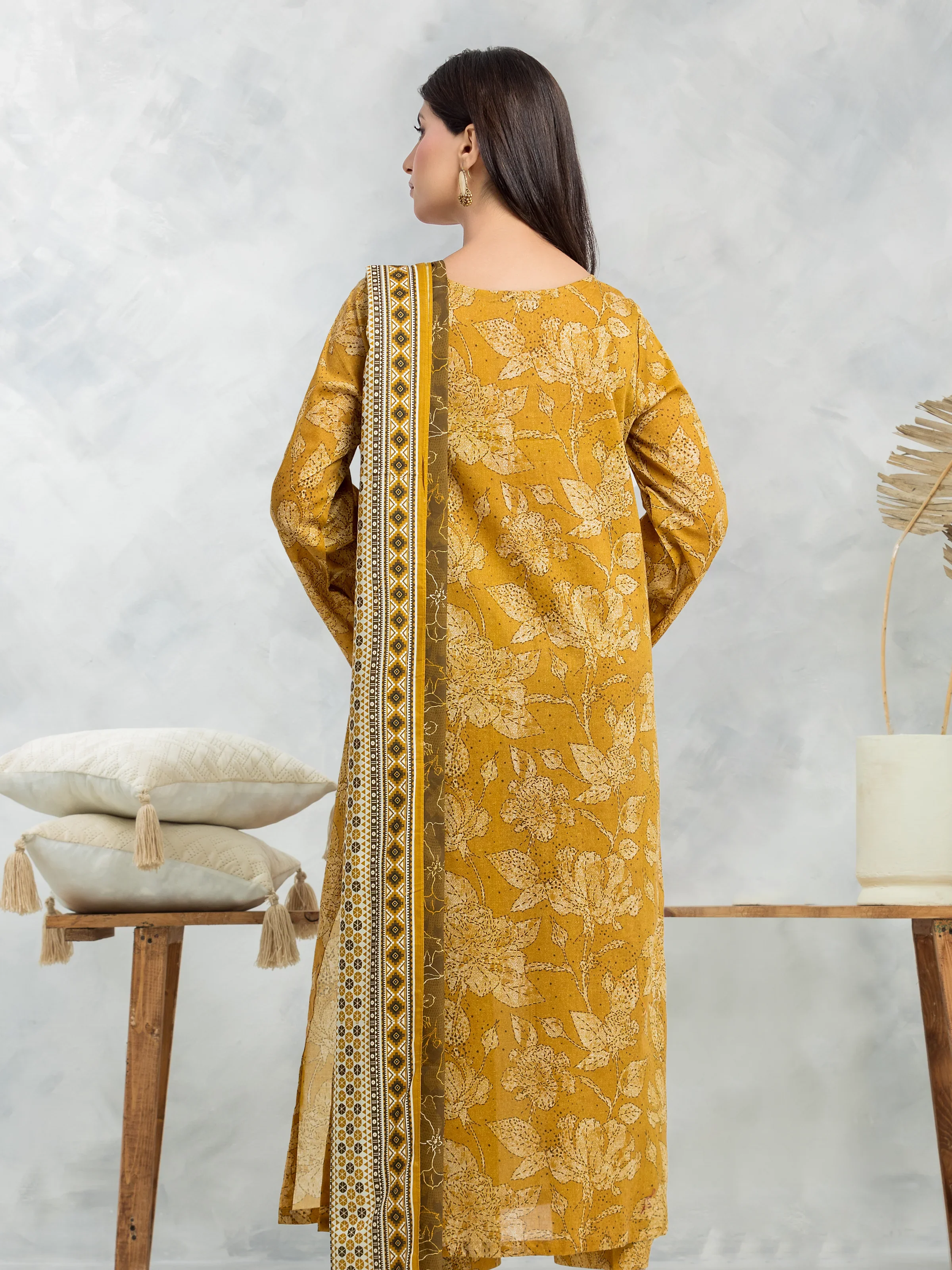 Unstitched Printed Cambric Shirt Dupatta - EWU24A2-28520SD - Image 4