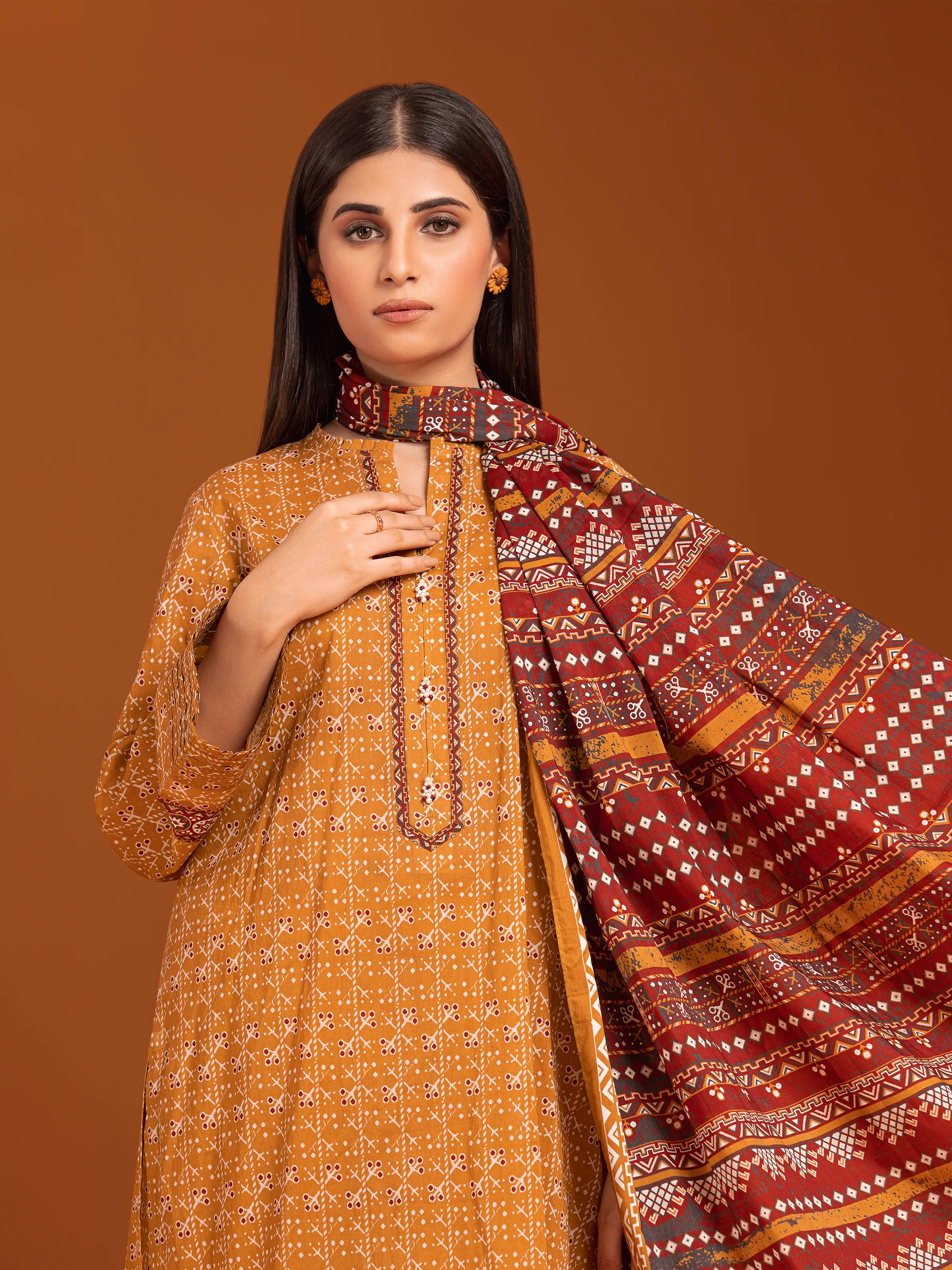 Unstitched Printed Cambric Suit - EWU24A2-27132-3P - Image 3