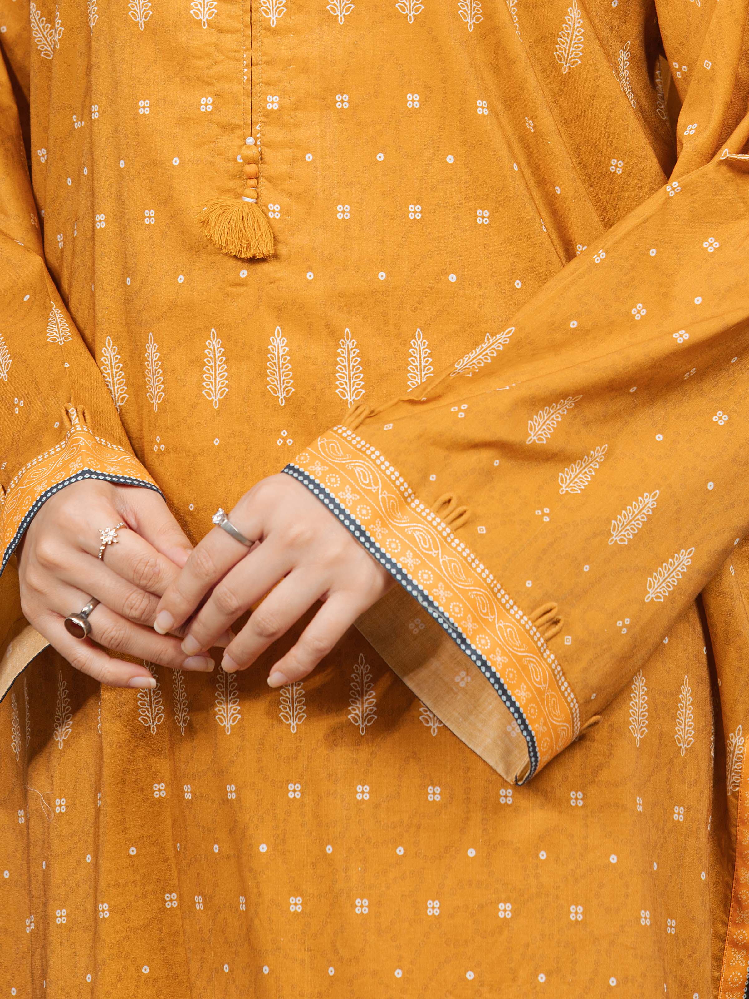 Unstitched Printed Cambric Suit - EWU5A2-35812-3P - Image 3