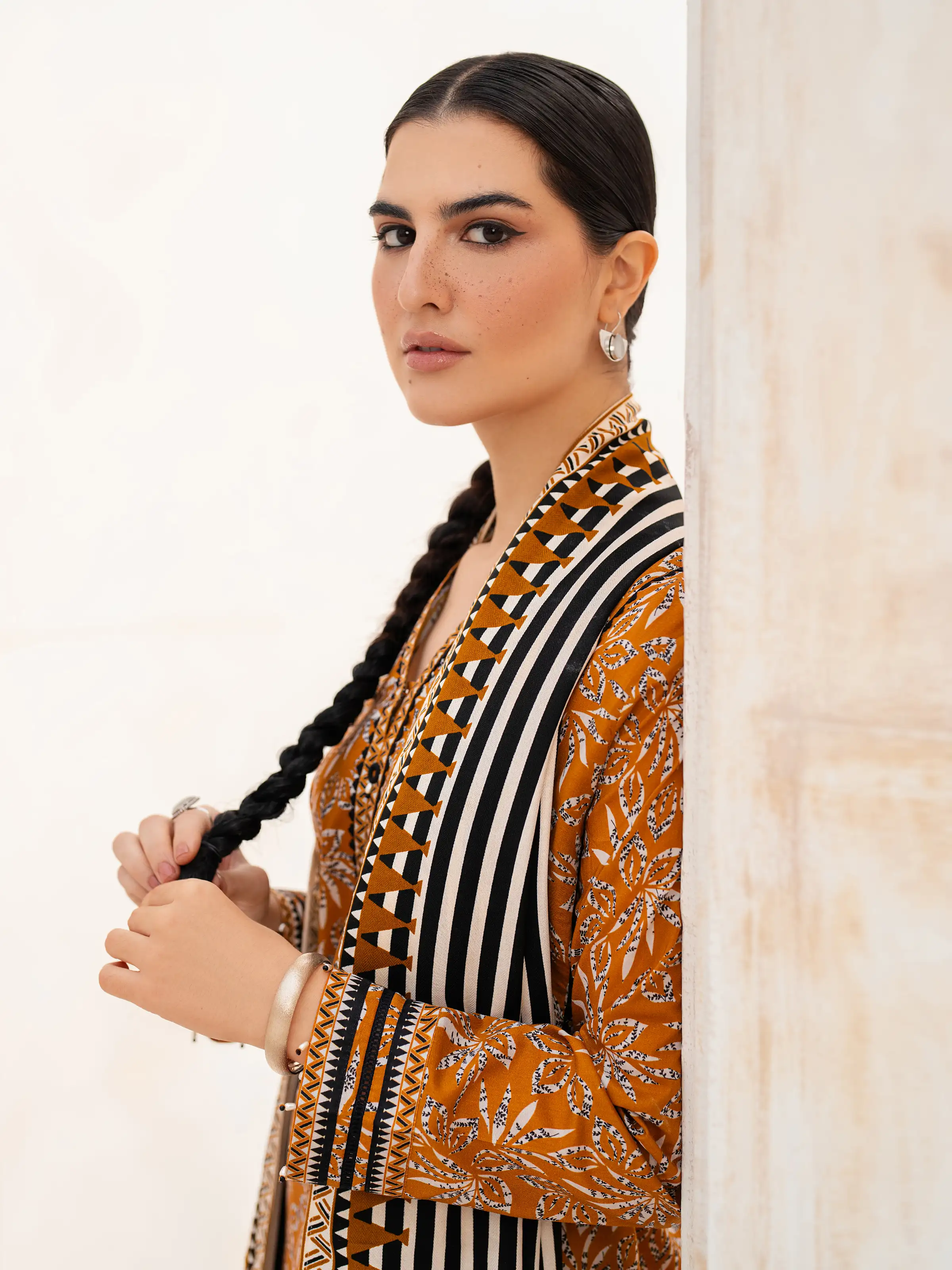 Unstitched Printed Khaddar Suit - EWU24M3-077 - Image 6